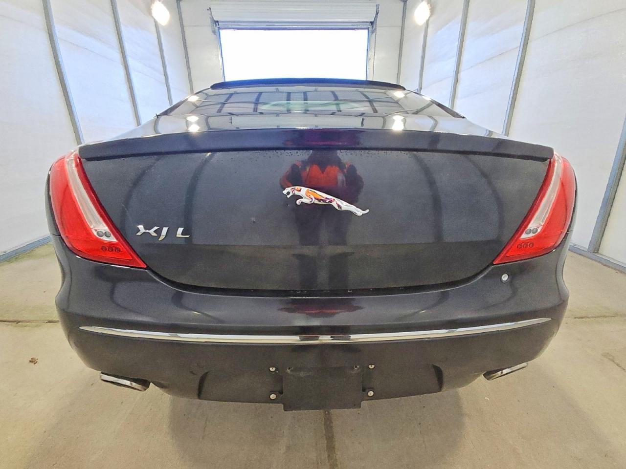 2012 Jaguar Xjl Black vin: SAJWA2GB2CLV28637