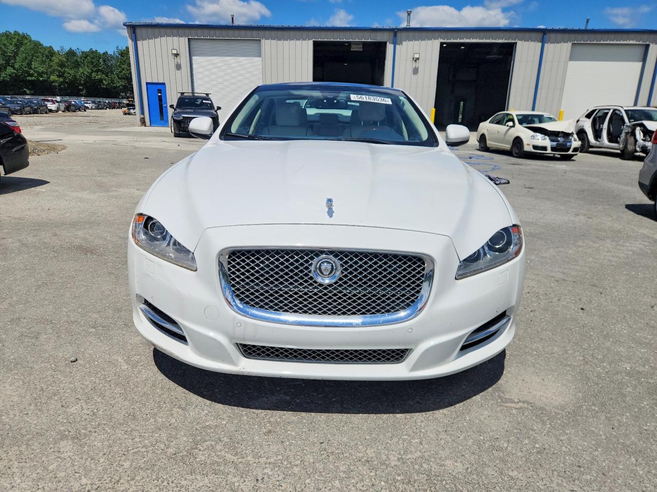 2012 Jaguar Xjl White vin: SAJWA2GB2CLV37256