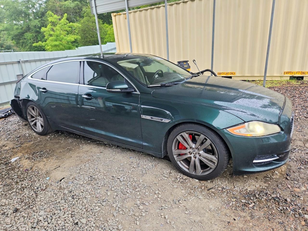 2012 Jaguar Xjl Green vin: SAJWA2GB4CLV22810