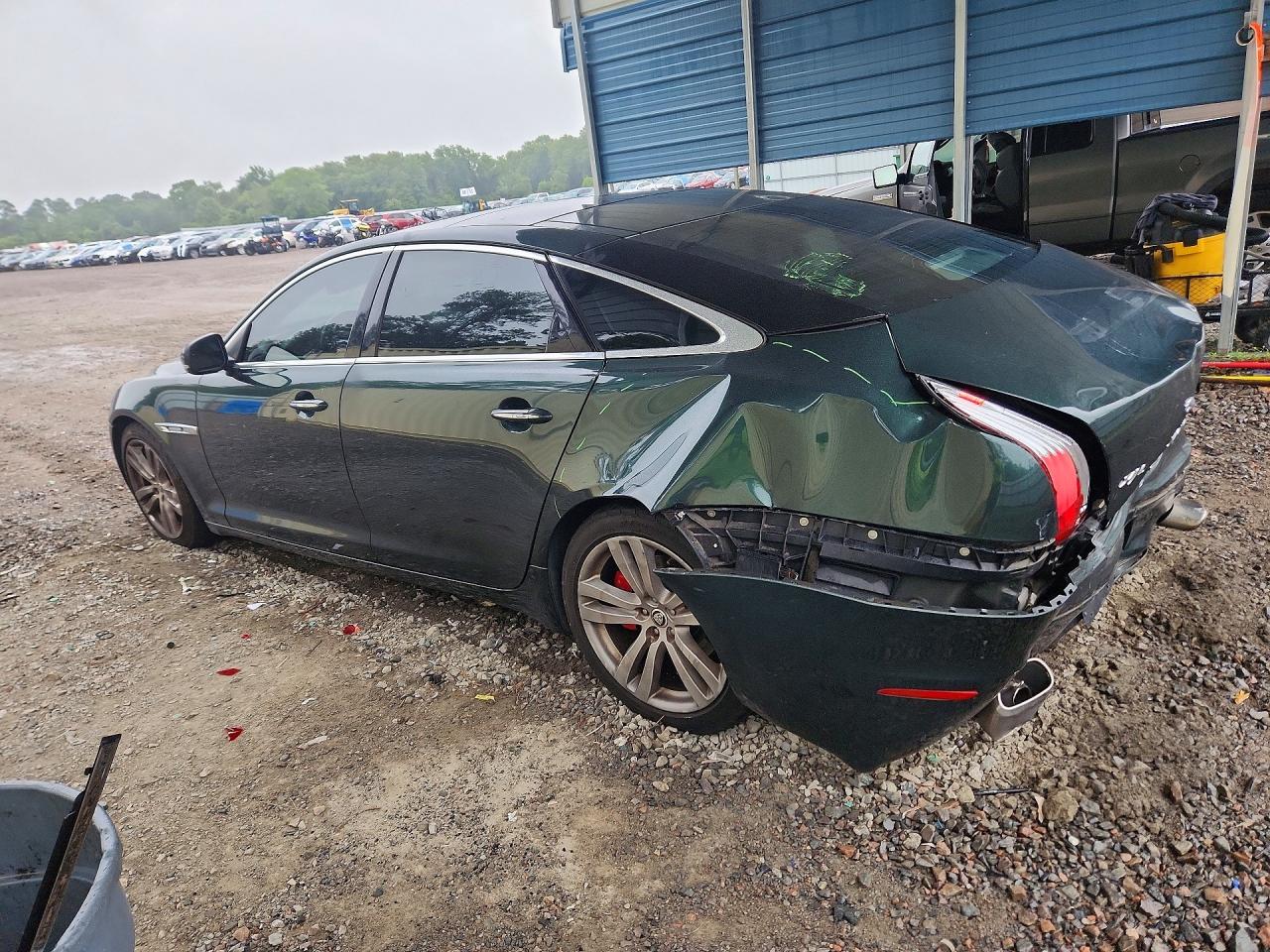 2012 Jaguar Xjl Green vin: SAJWA2GB4CLV22810