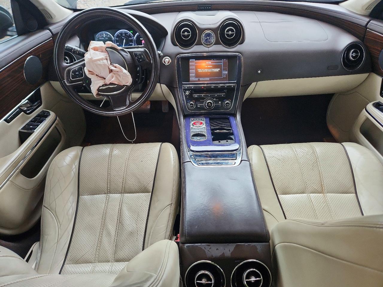 2012 Jaguar Xjl Green vin: SAJWA2GB4CLV22810