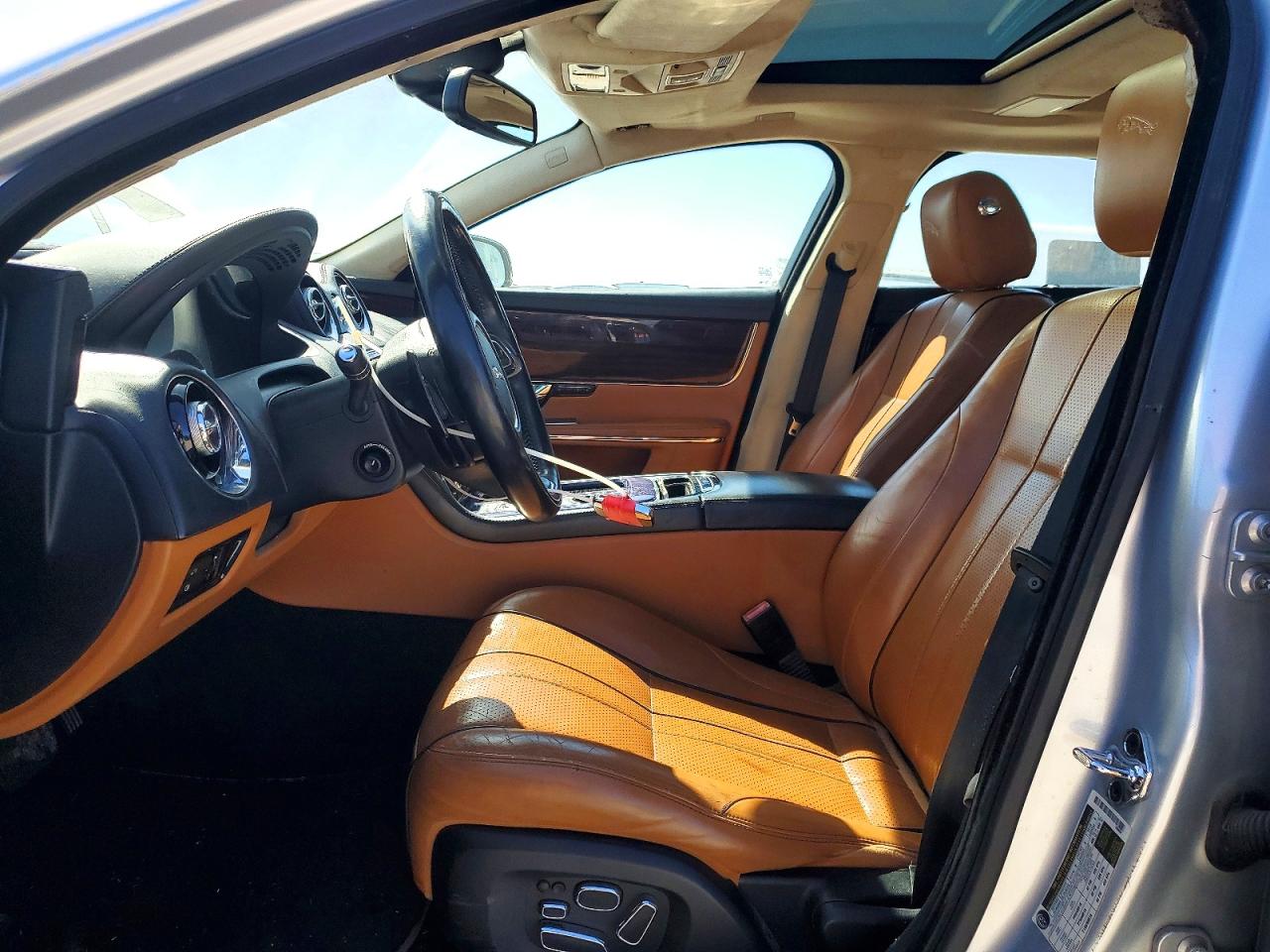 2012 Jaguar Xjl Серебряный vin: SAJWA2GB5CLV22475