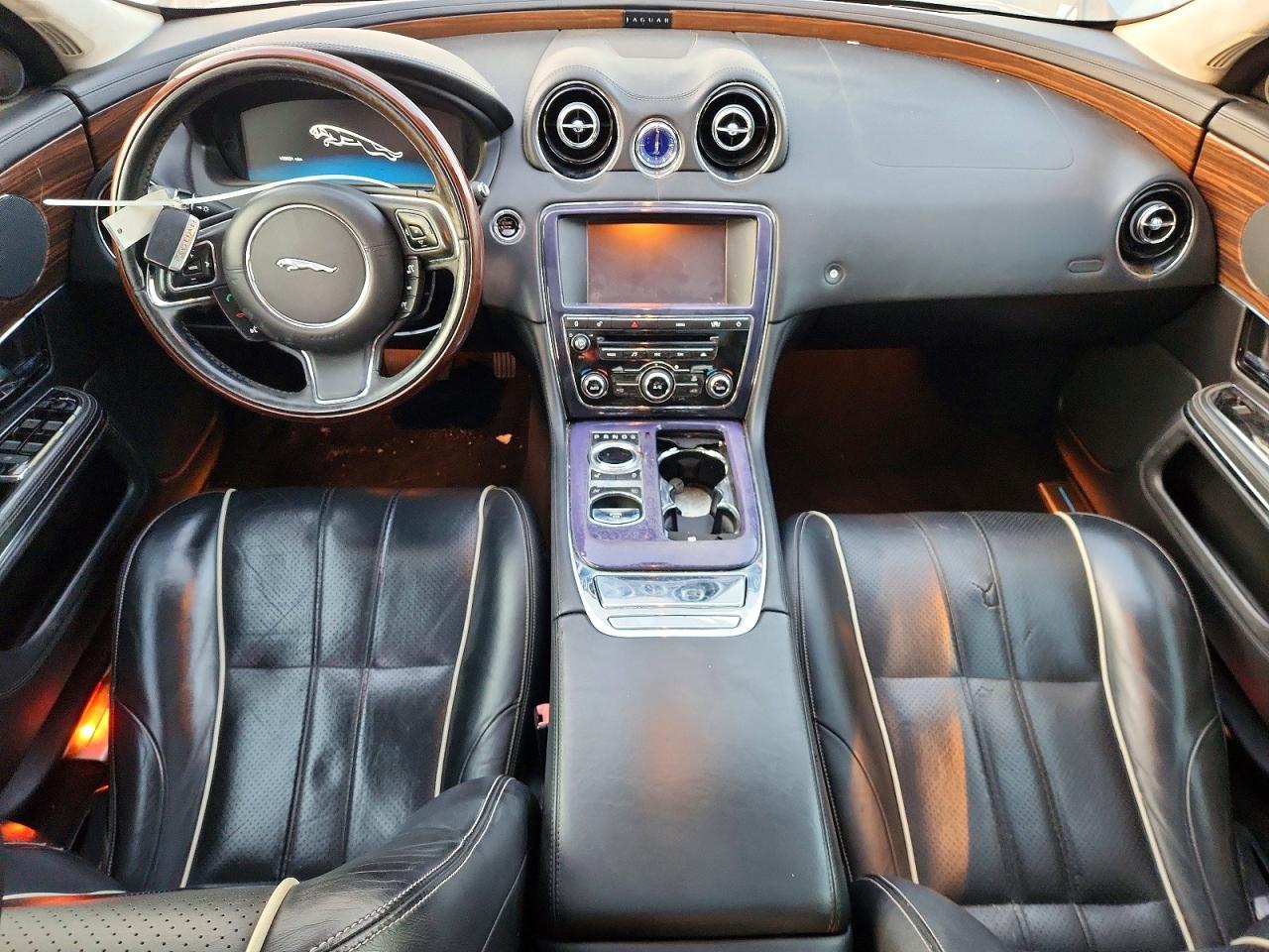 2012 Jaguar Xjl Gray vin: SAJWA2GB5CLV23903