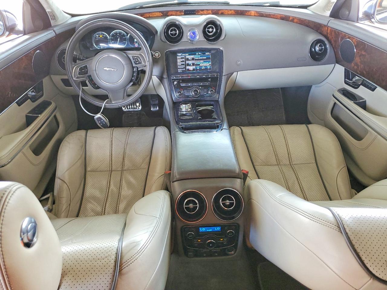 2012 Jaguar Xjl Blue vin: SAJWA2GB6CLV37082