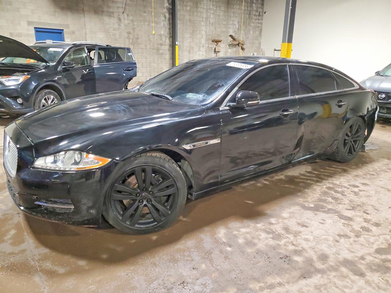 2012 Jaguar Xjl Black vin: SAJWA2GB6CLV37339