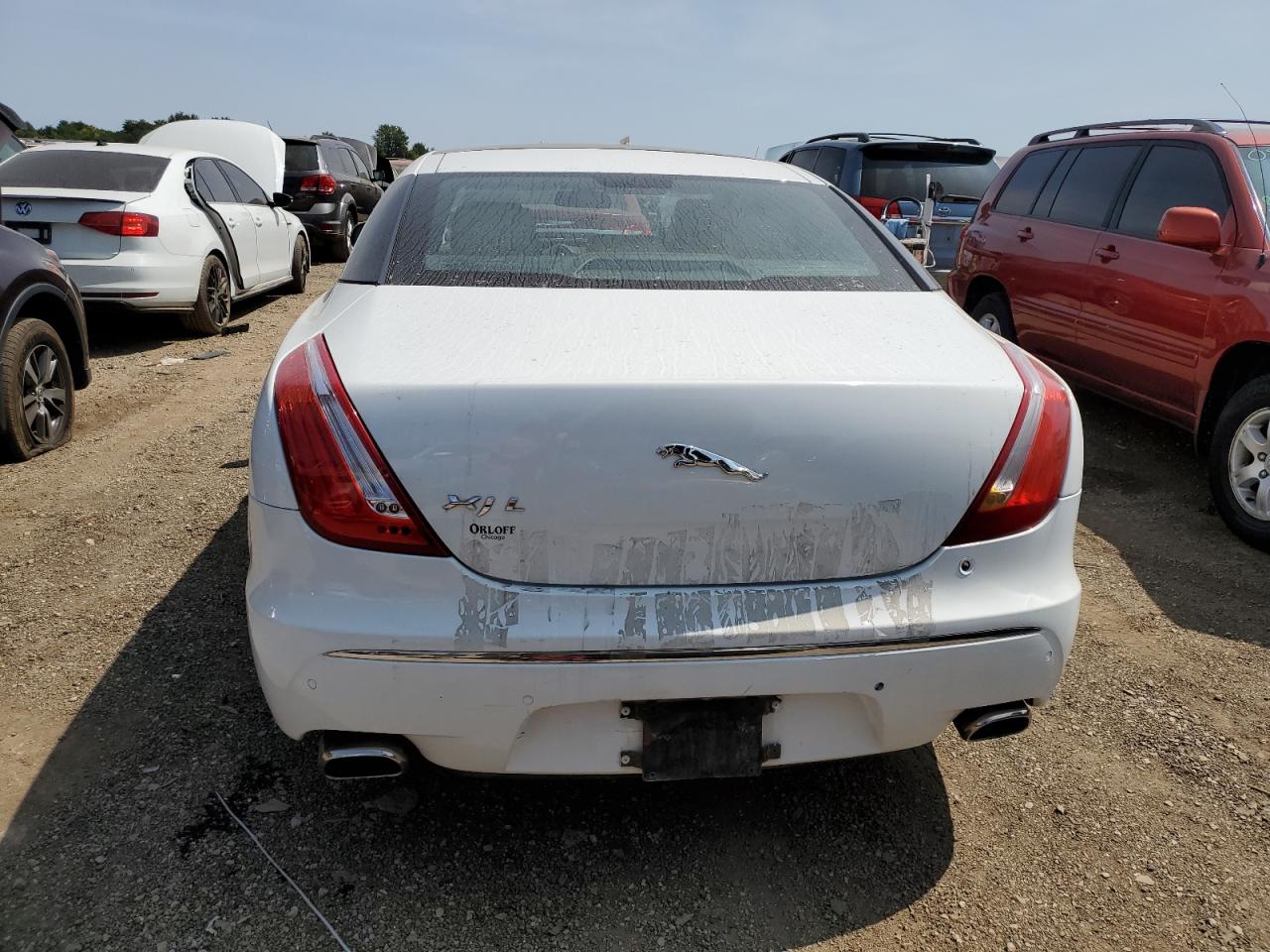 2012 Jaguar Xjl White vin: SAJWA2GB7CLV28665
