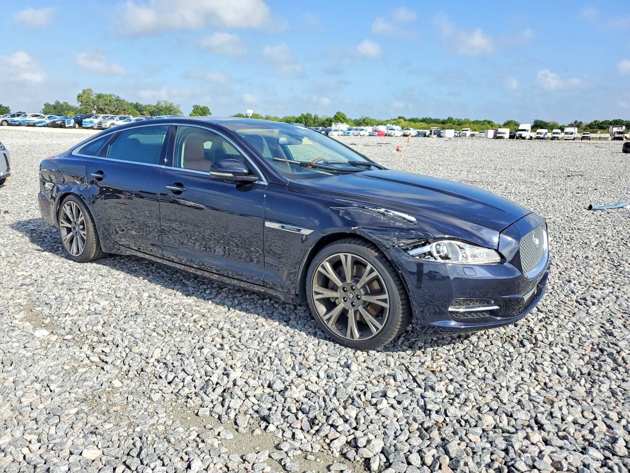 2012 Jaguar Xjl Black vin: SAJWA2GB8CLV28867