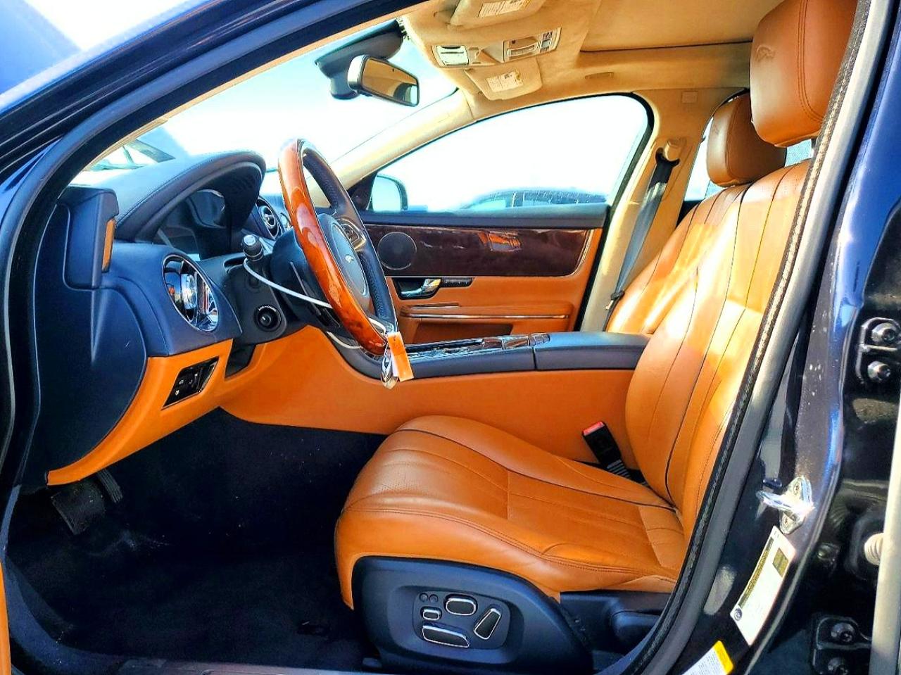 2012 Jaguar Xjl Black vin: SAJWA2GB8CLV28867