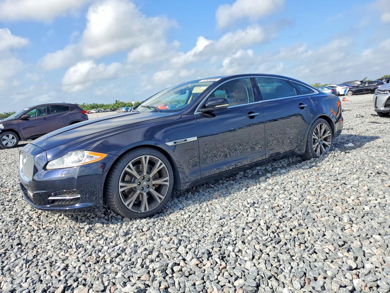 2012 Jaguar Xjl Black vin: SAJWA2GB8CLV28867