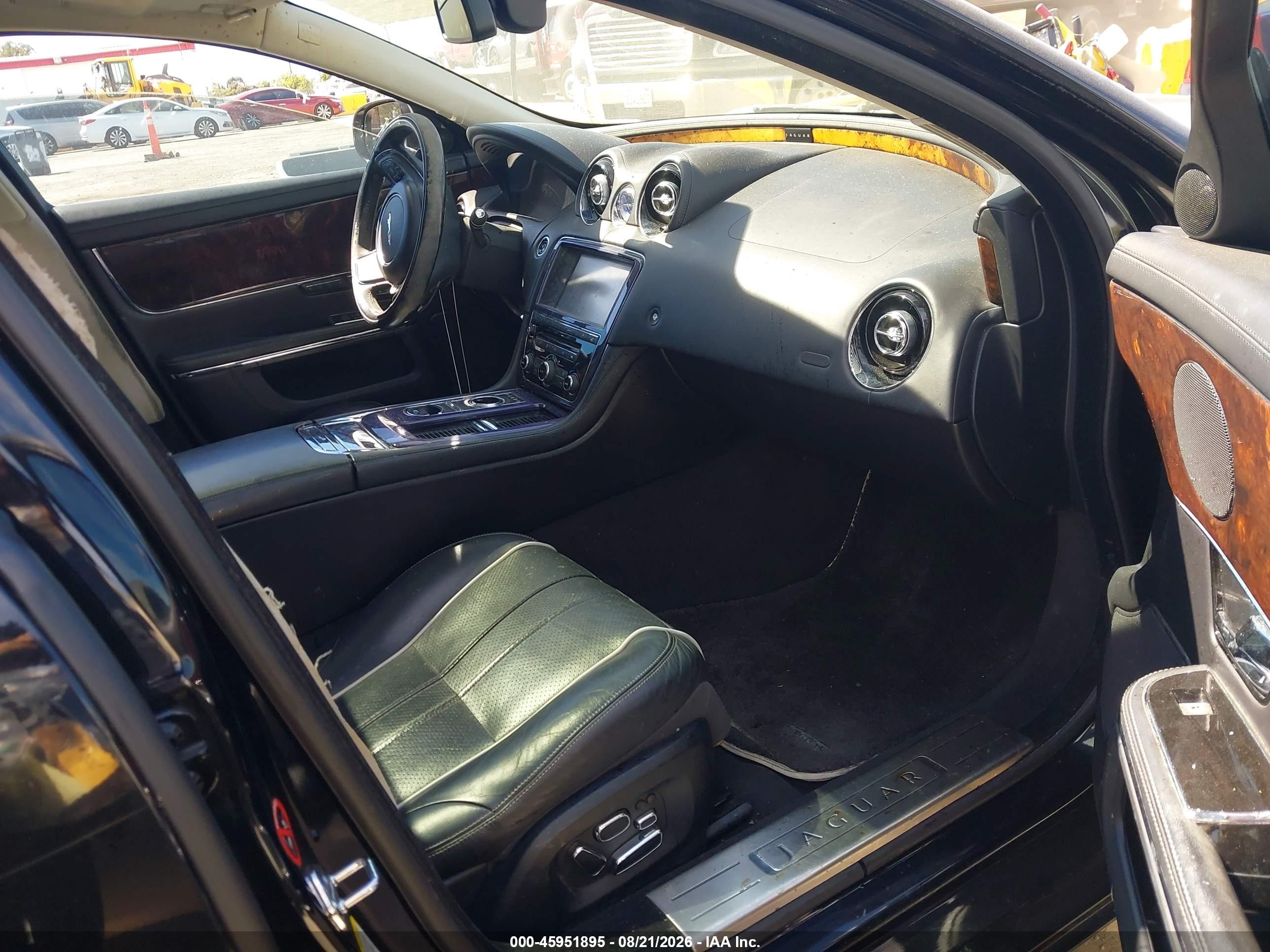 2011 Jaguar Xj Xjl Black vin: SAJWA2GB9BLV10246