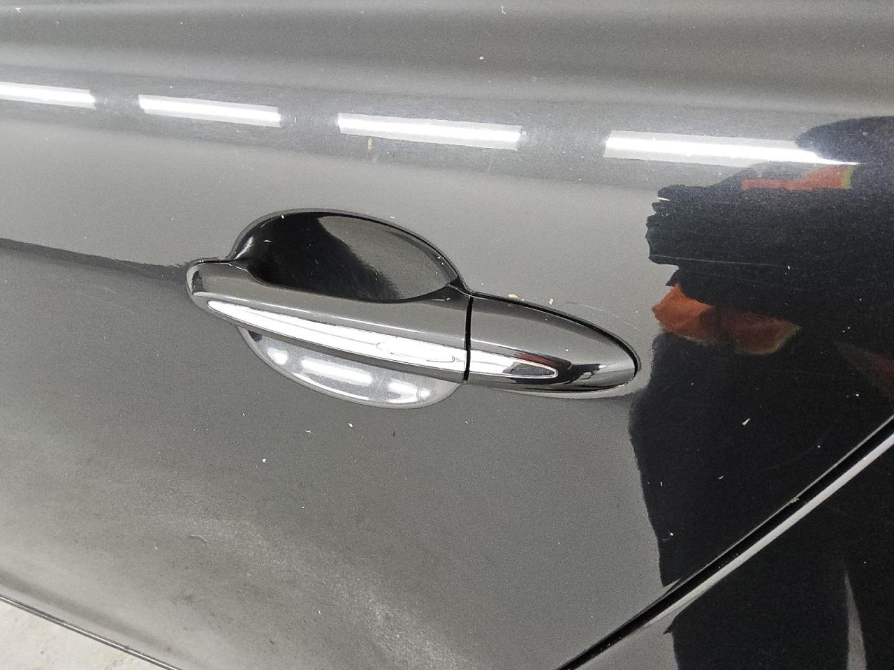 2012 Jaguar Xjl Black vin: SAJWA2GB9CLV28263 Damage: Left Rear Door, Chipped, 7