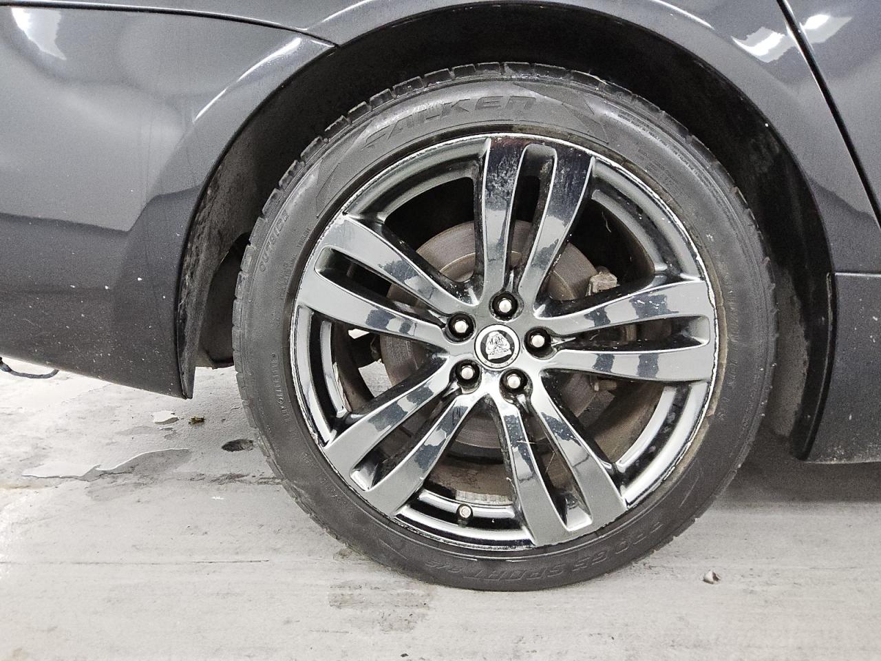 2012 Jaguar Xjl Black vin: SAJWA2GB9CLV28263 Damage: Right Rear Wheel, Curb Rash, > 12 Inches