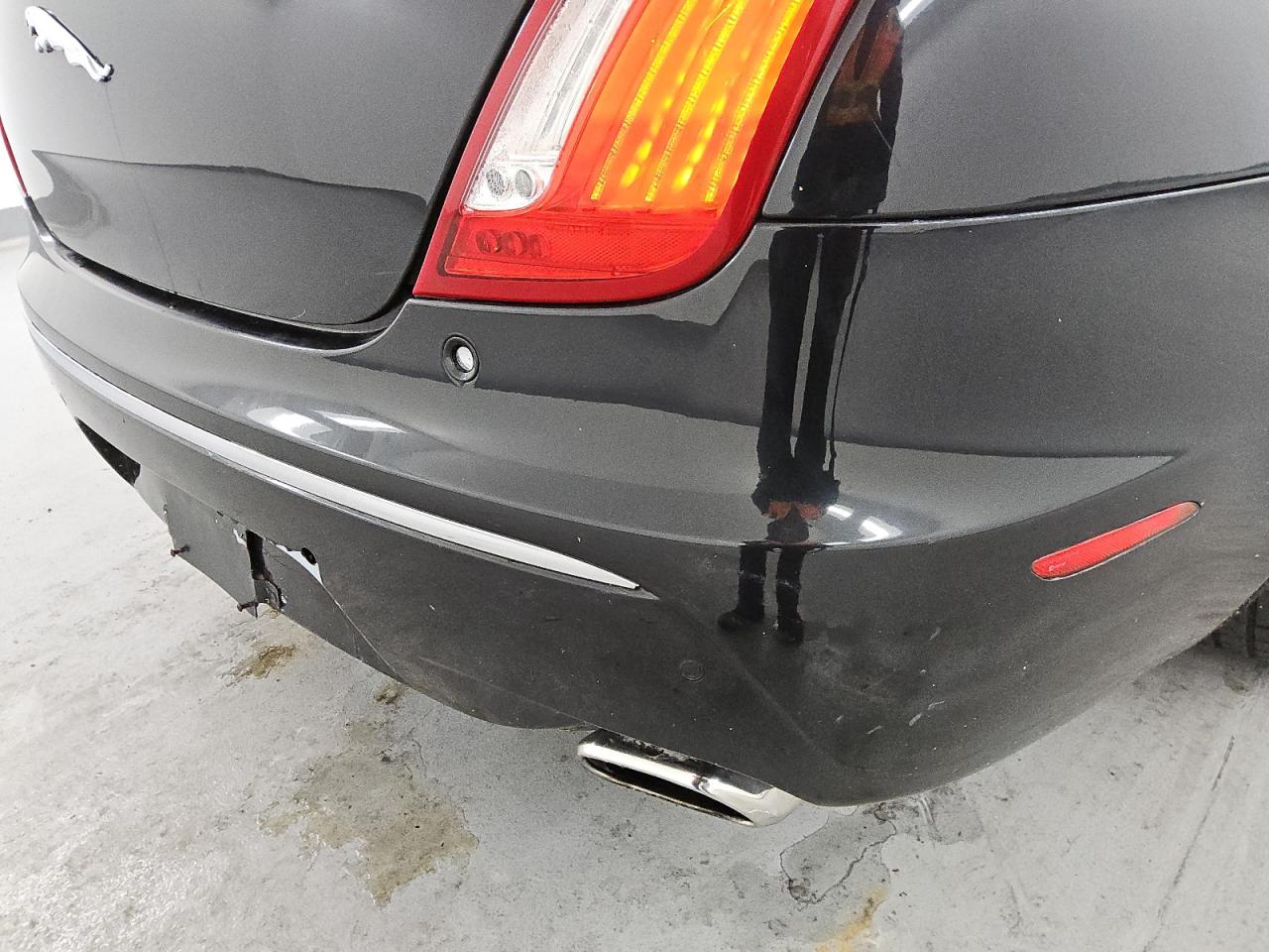 2012 Jaguar Xjl Black vin: SAJWA2GB9CLV28263 Damage: Rear Bumper, Chipped, 5