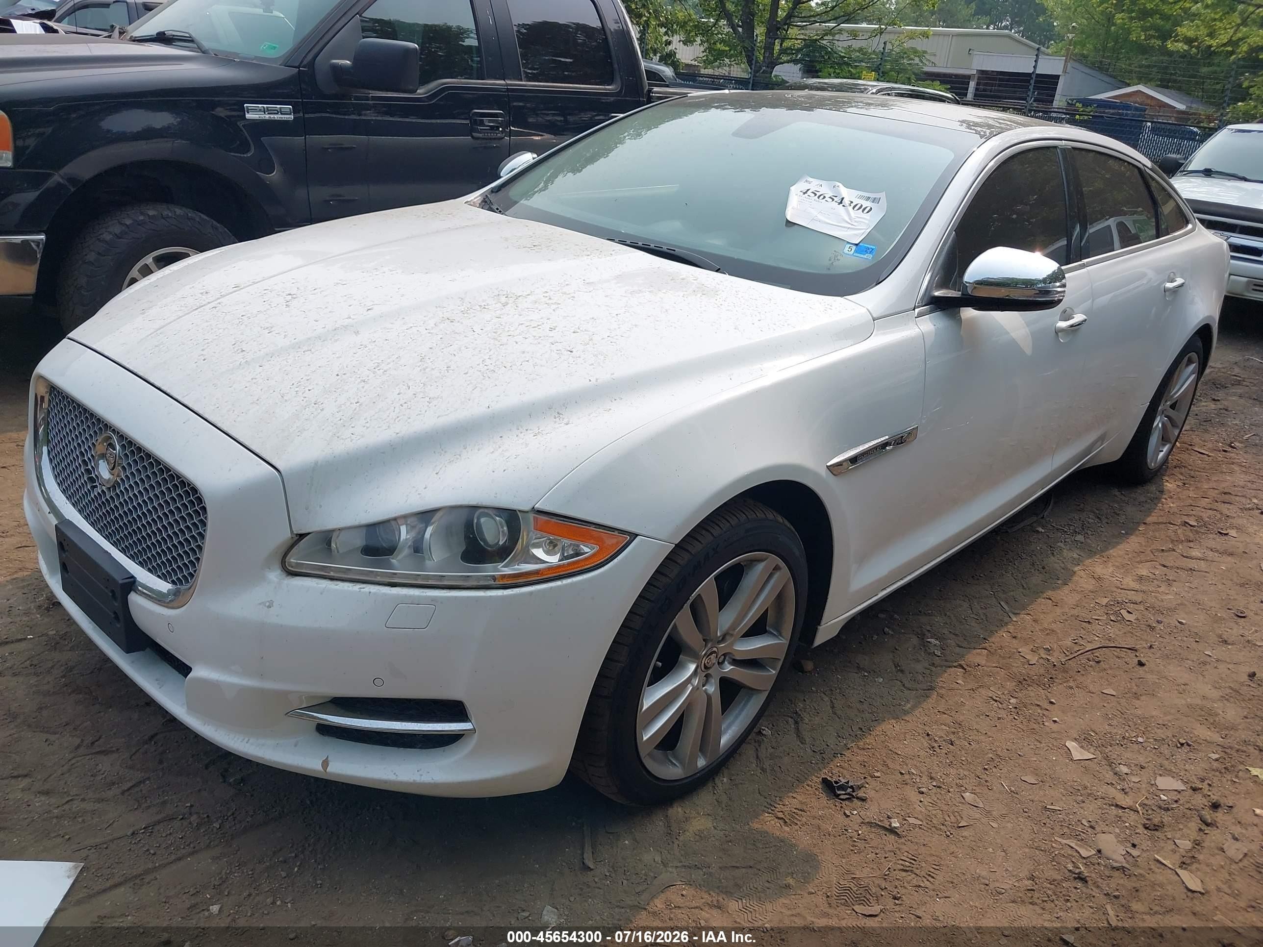 2012 Jaguar Xj Xjl Portfolio White vin: SAJWA2GB9CLV32278