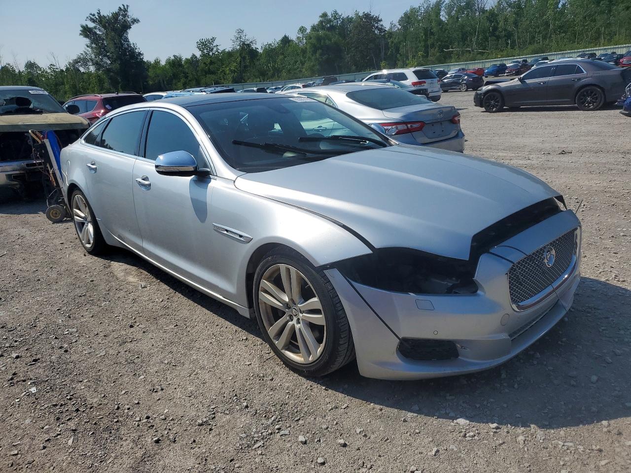 2012 Jaguar Xjl Silver vin: SAJWA2GB9CLV32409