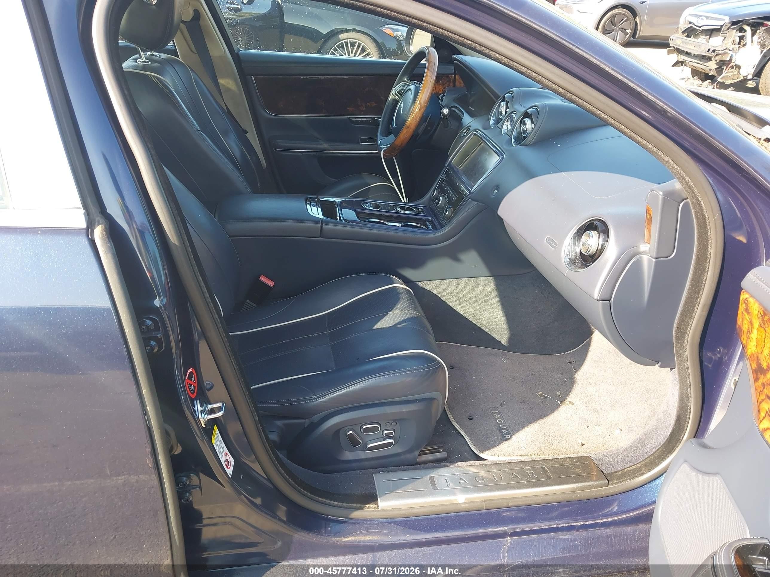 2011 Jaguar Xj Xjl Dark Blue vin: SAJWA2GBXBLV13642
