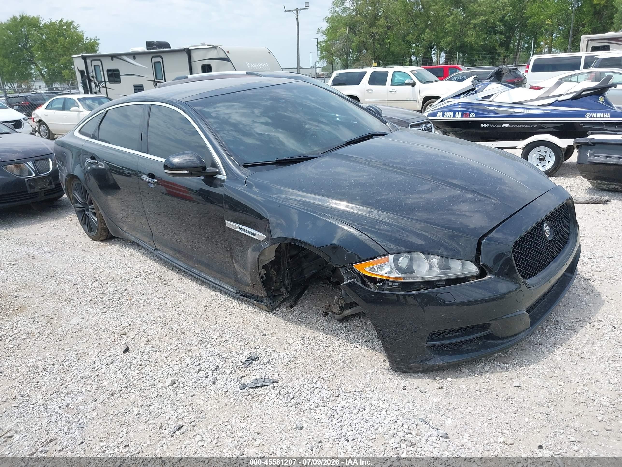 2011 Jaguar Xj Xjl Supercharged Черный vin: SAJWA2GE0BMV03111