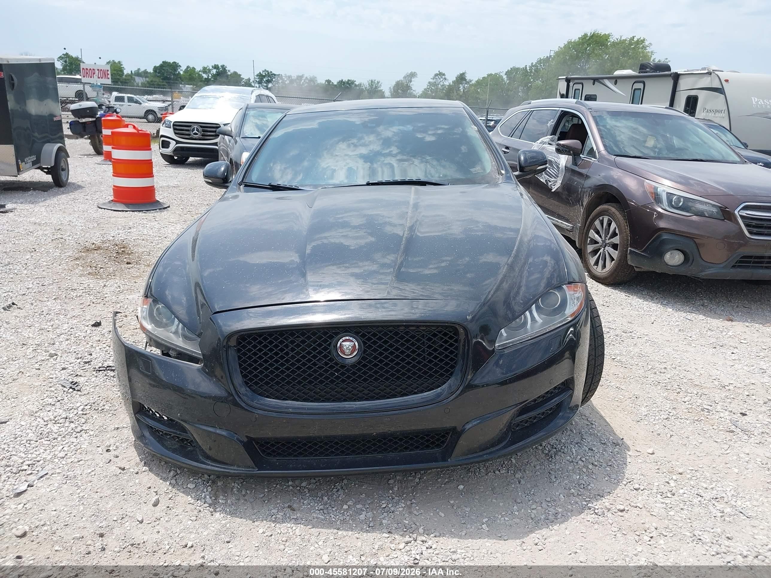 2011 Jaguar Xj Xjl Supercharged Black vin: SAJWA2GE0BMV03111