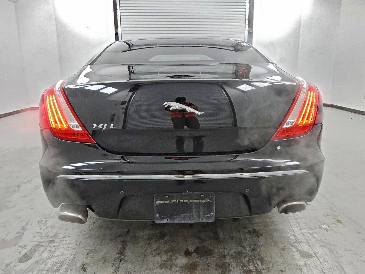 2012 Jaguar Xjl Supercharged Черный vin: SAJWA2GE2CMV23815
