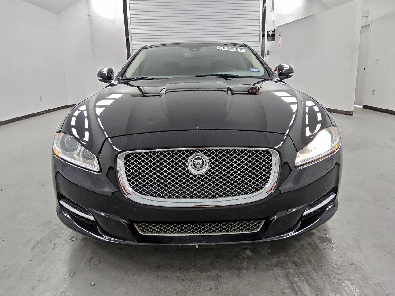 2012 Jaguar Xjl Supercharged Черный vin: SAJWA2GE2CMV23815