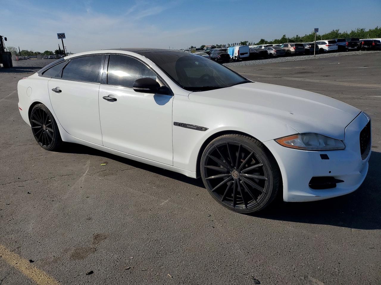 2012 Jaguar Xjl Supercharged White vin: SAJWA2GE2CMV27802