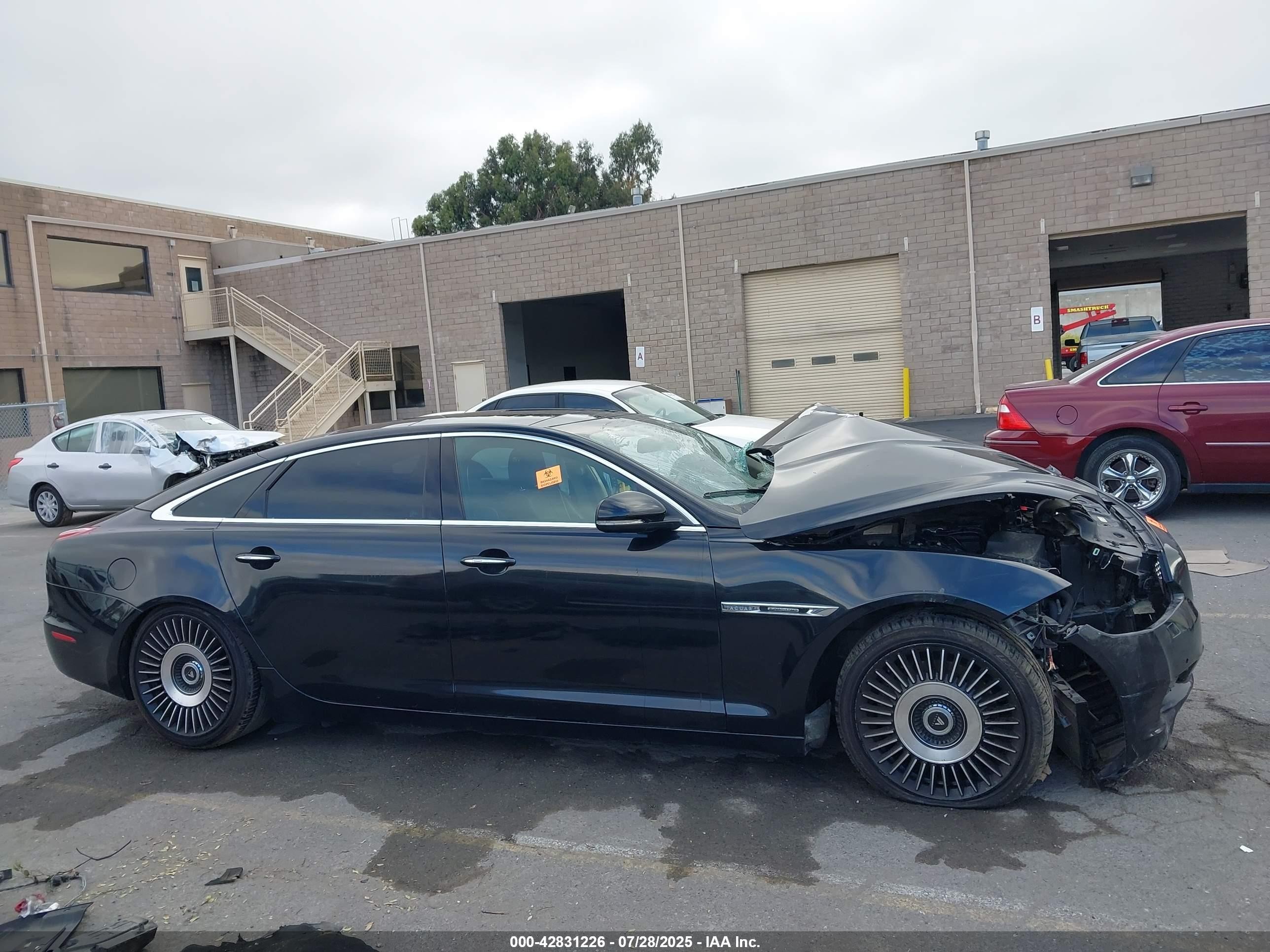 2012 Jaguar Xj Xjl Supercharged Black vin: SAJWA2GE5CMV31178