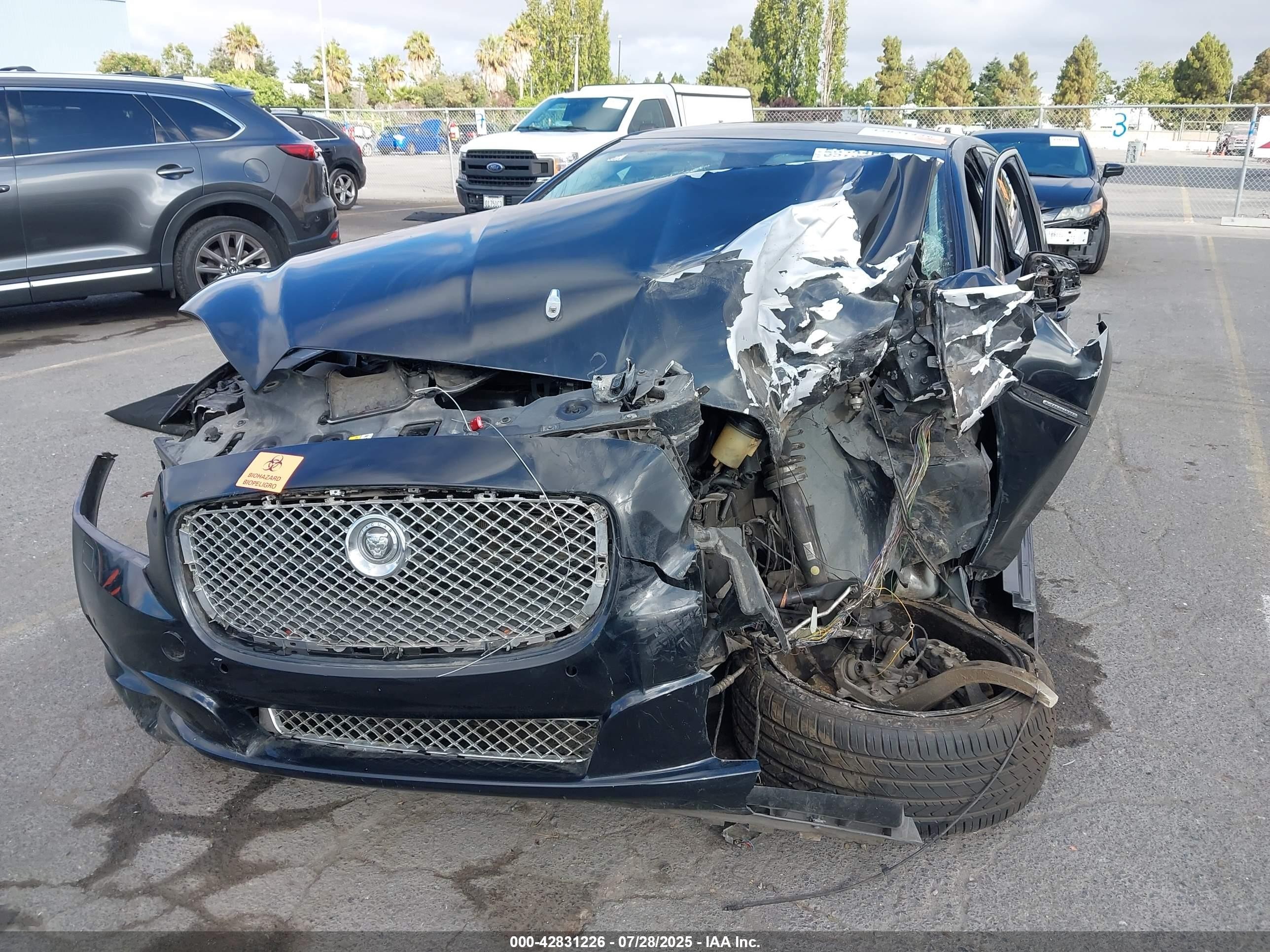 2012 Jaguar Xj Xjl Supercharged Black vin: SAJWA2GE5CMV31178