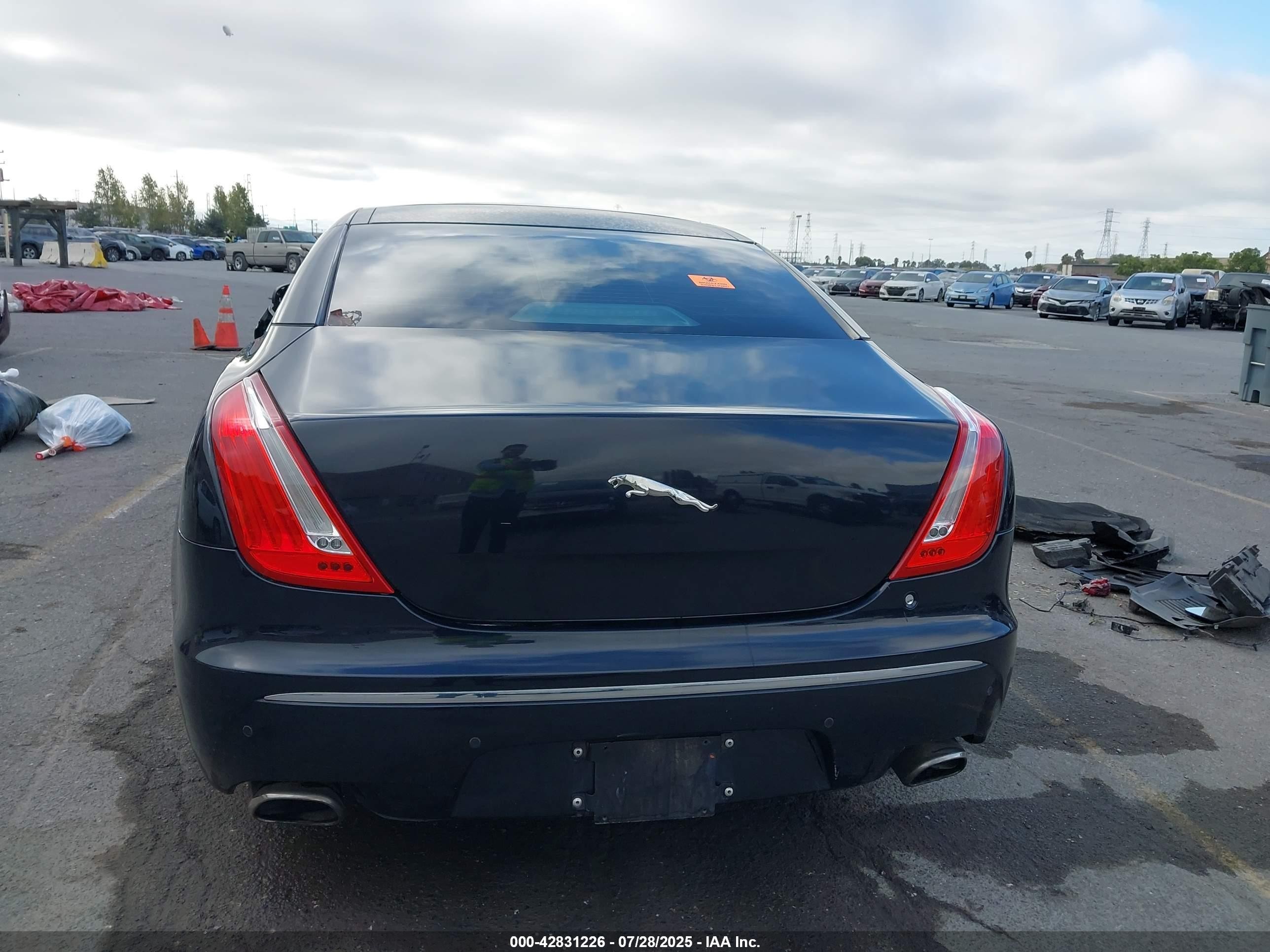 2012 Jaguar Xj Xjl Supercharged Black vin: SAJWA2GE5CMV31178