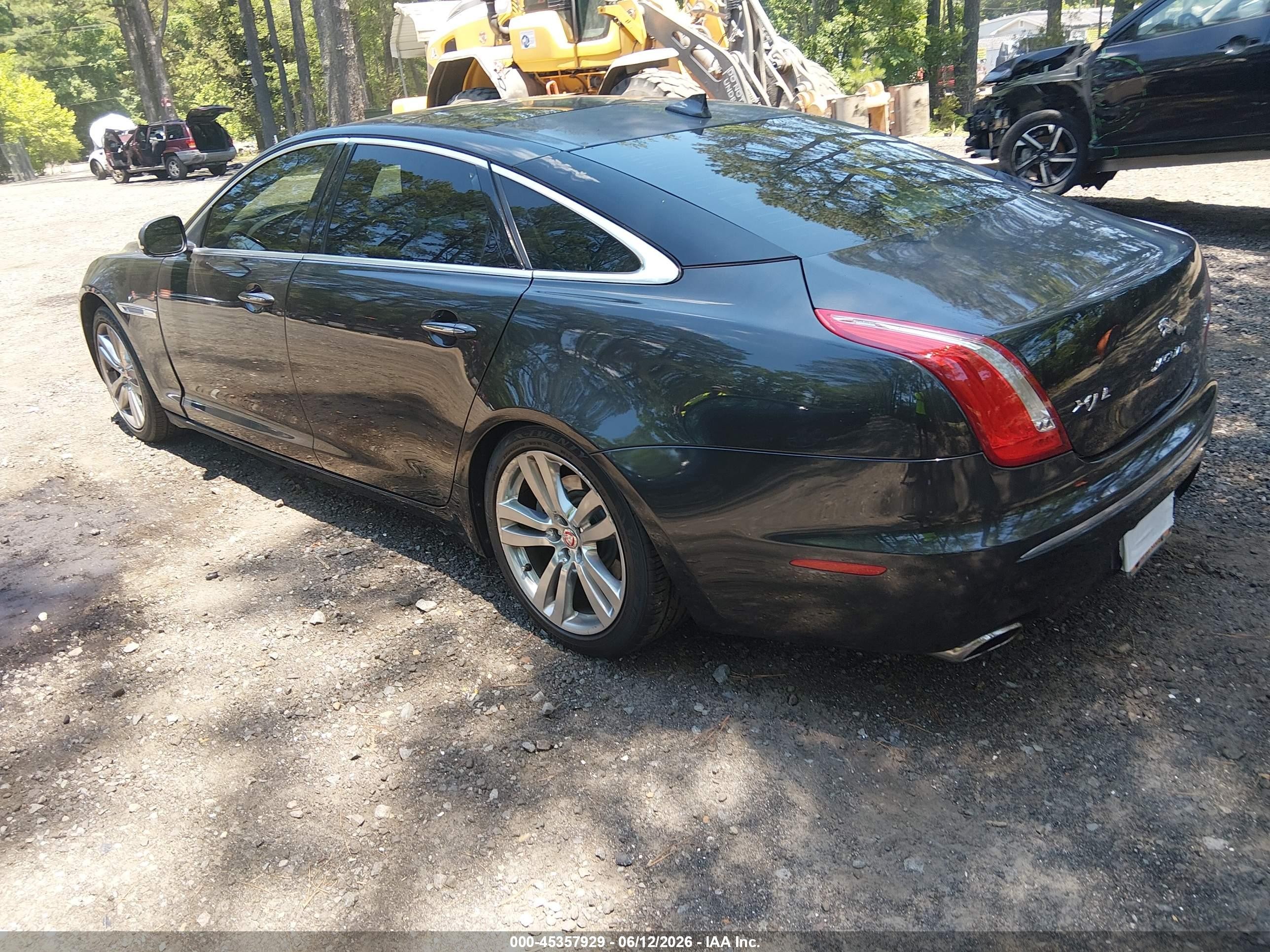 2014 Jaguar Xj Xjl Portfolio Серый vin: SAJWA2GZ3E8V60970