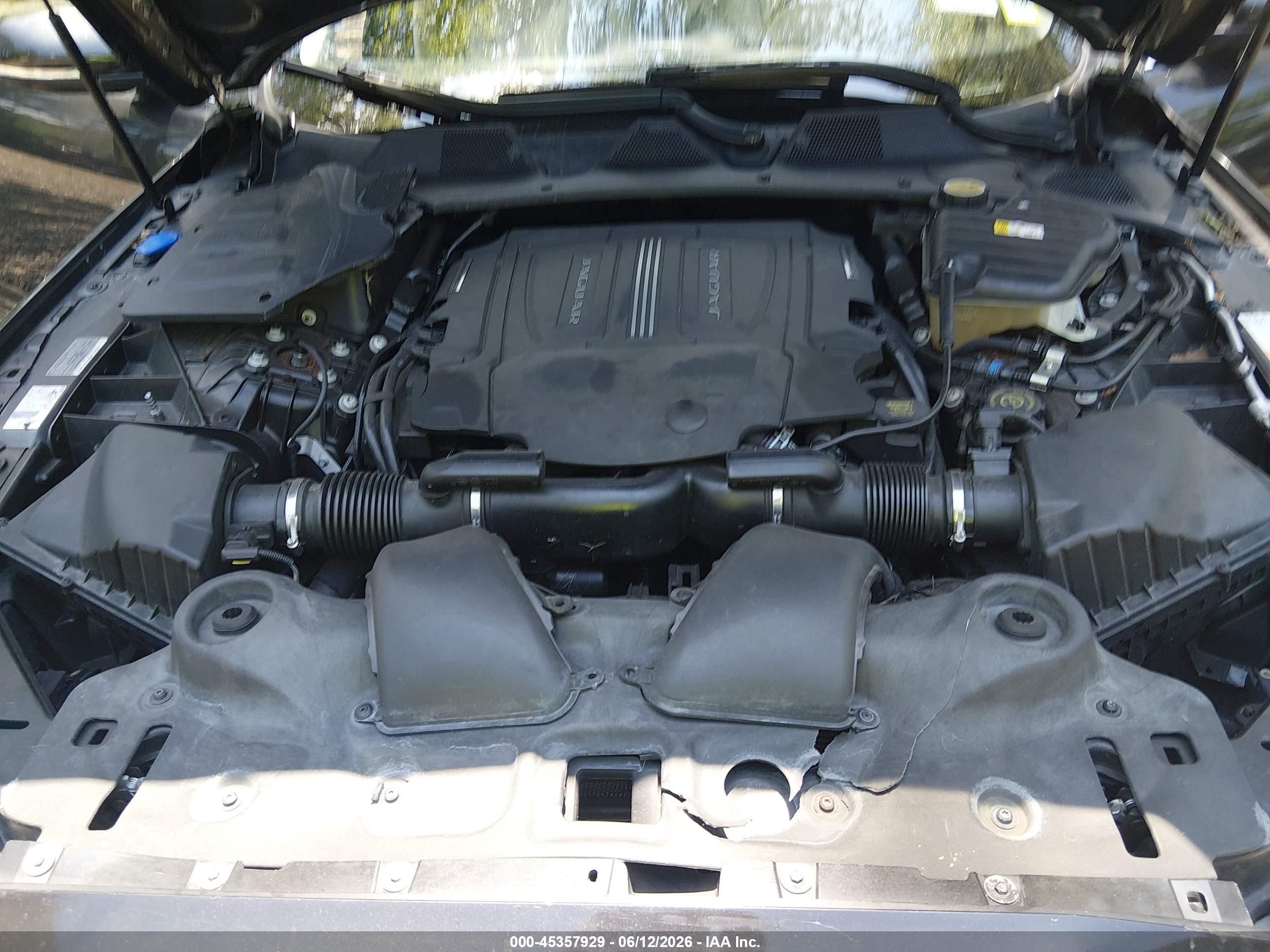 2014 Jaguar Xj Xjl Portfolio Серый vin: SAJWA2GZ3E8V60970