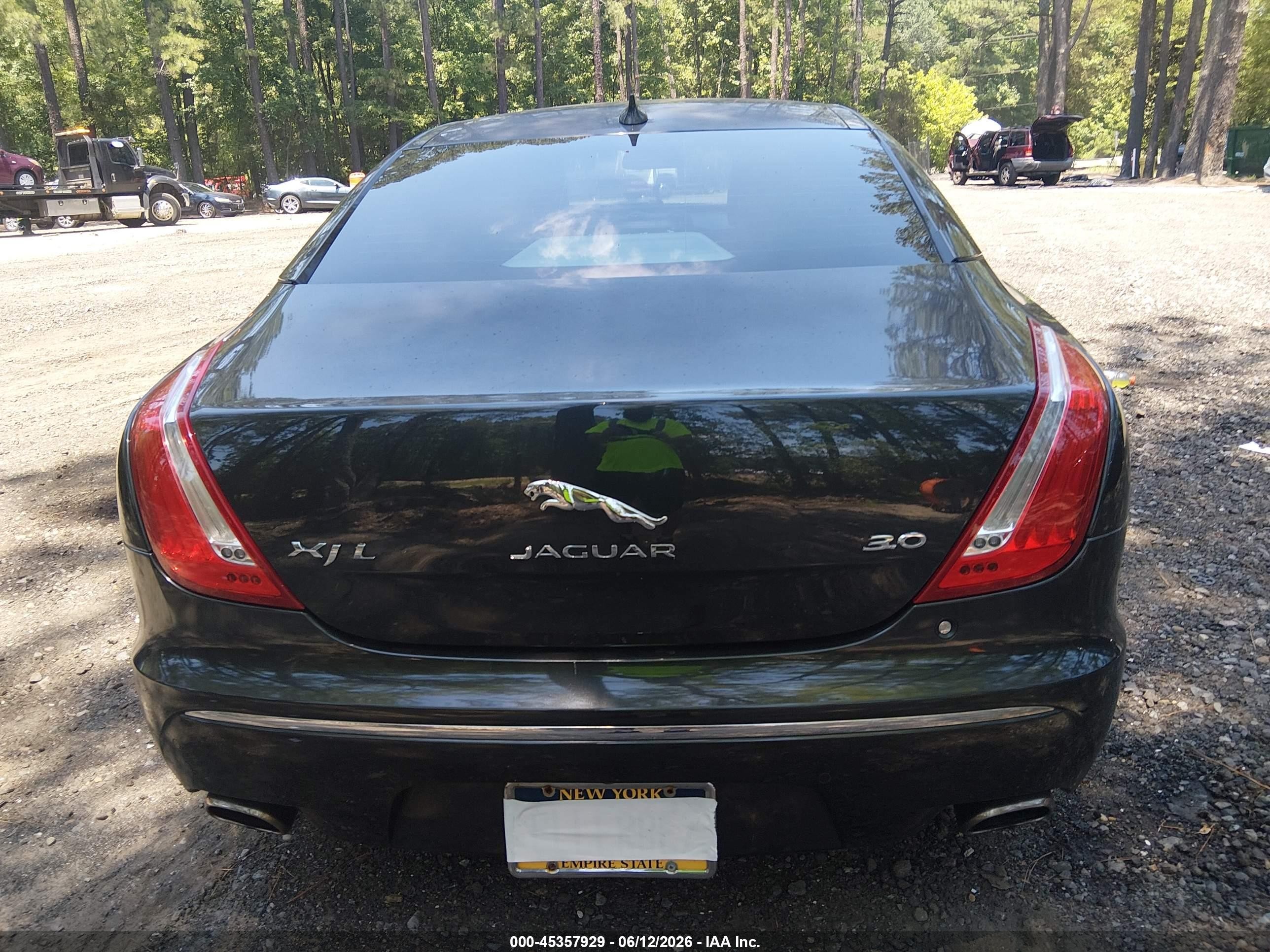 2014 Jaguar Xj Xjl Portfolio Серый vin: SAJWA2GZ3E8V60970