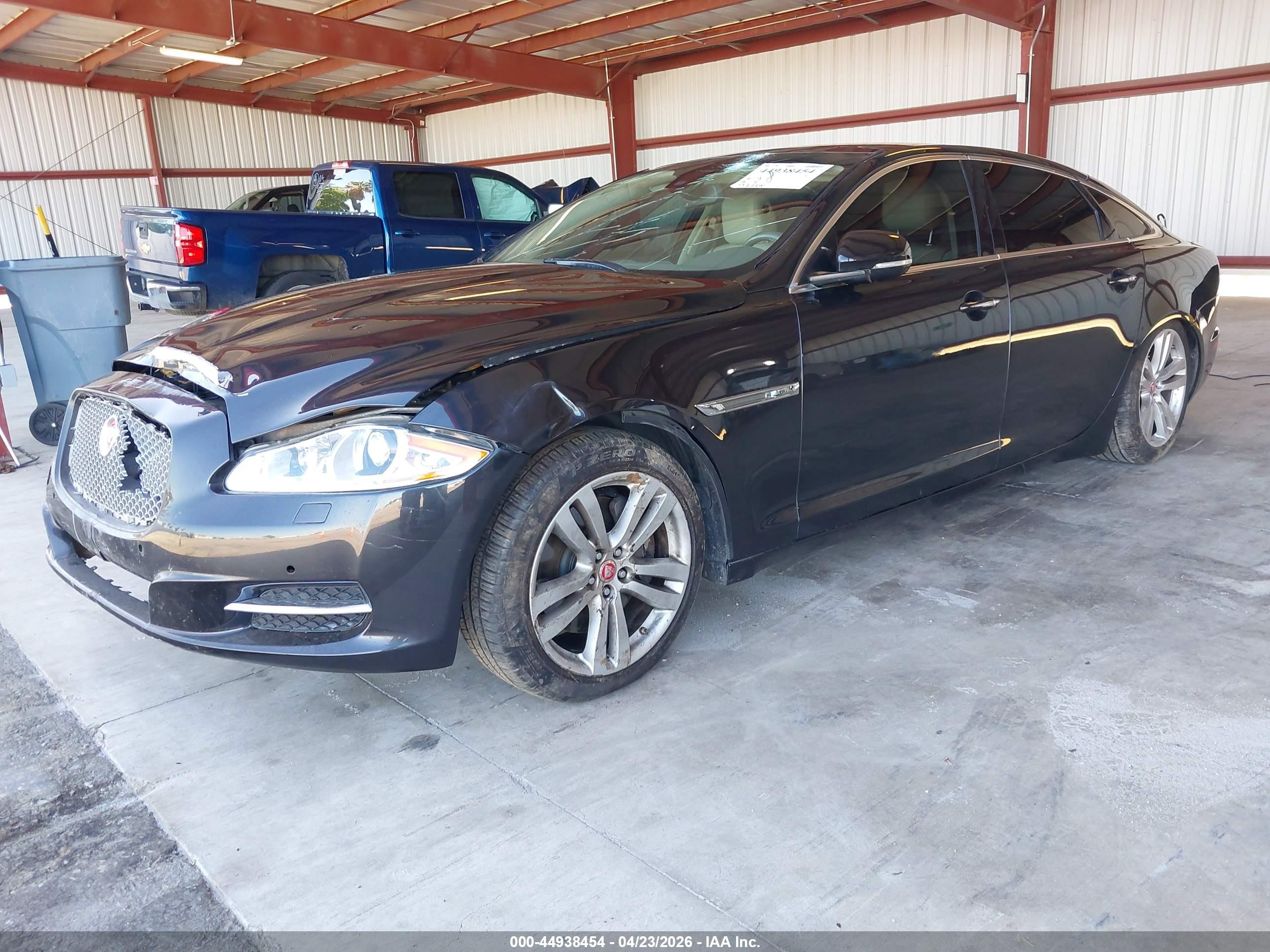 2014 Jaguar Xj Xjl Portfolio Черный vin: SAJWA2GZ4E8V63571