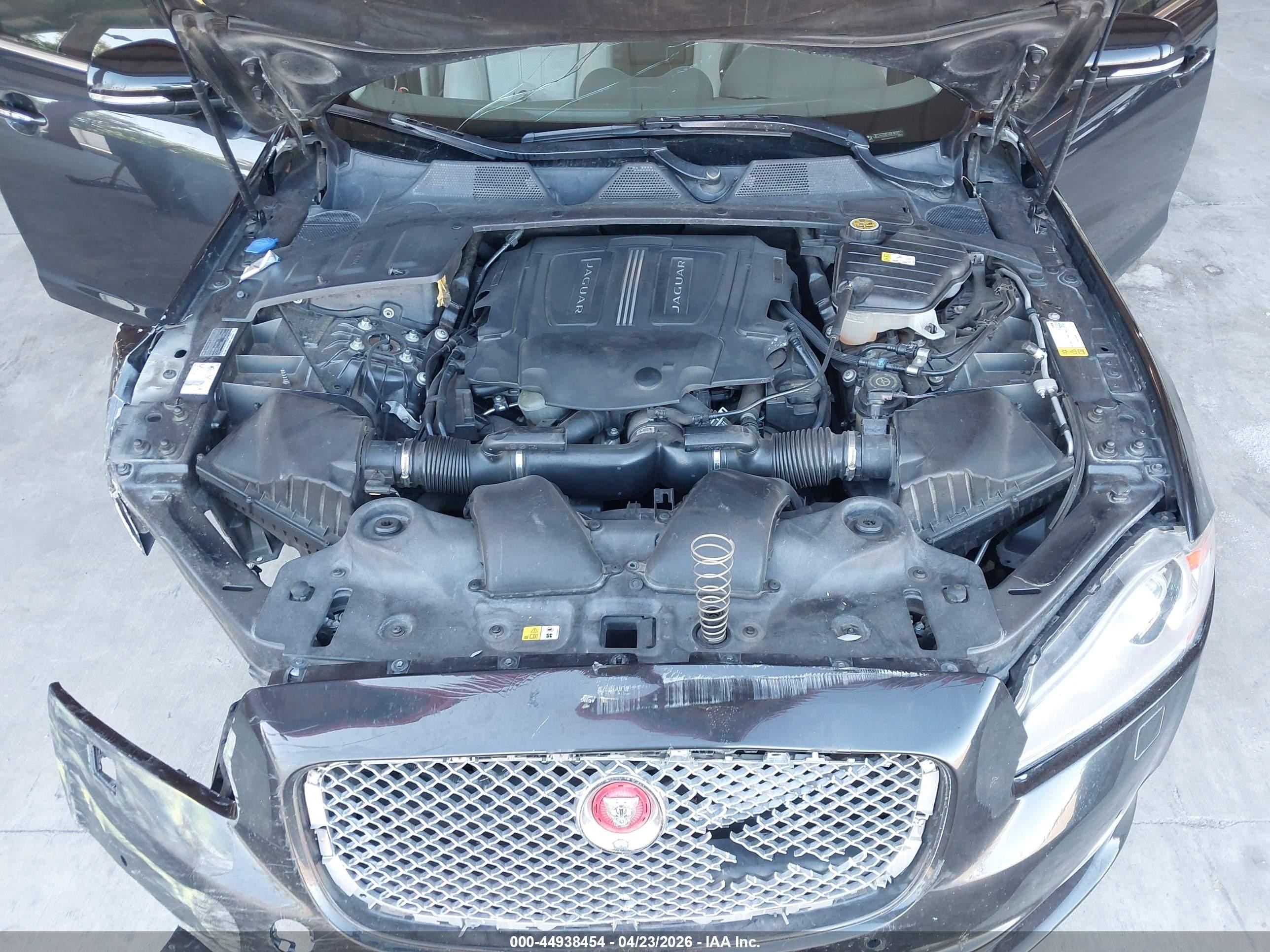 2014 Jaguar Xj Xjl Portfolio Черный vin: SAJWA2GZ4E8V63571