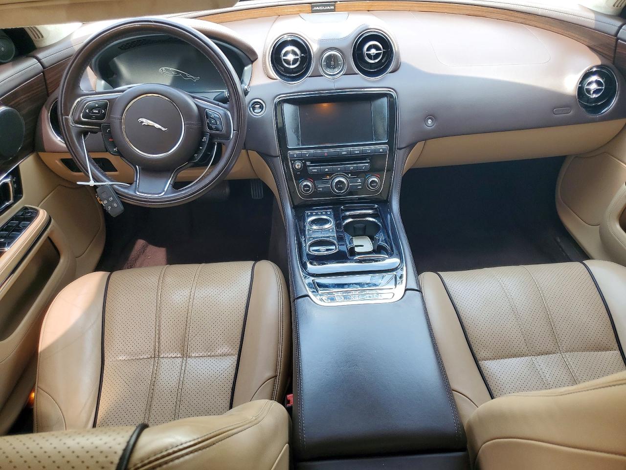 2014 Jaguar Xjl Portfolio White vin: SAJWA2GZ8E8V70314