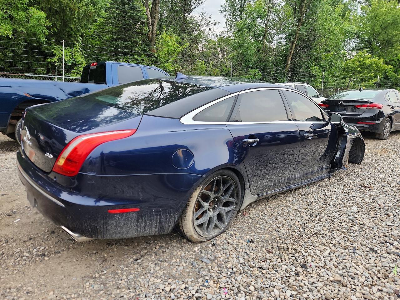 2014 Jaguar Xjl Portfolio Blue vin: SAJWA2GZXE8V62599