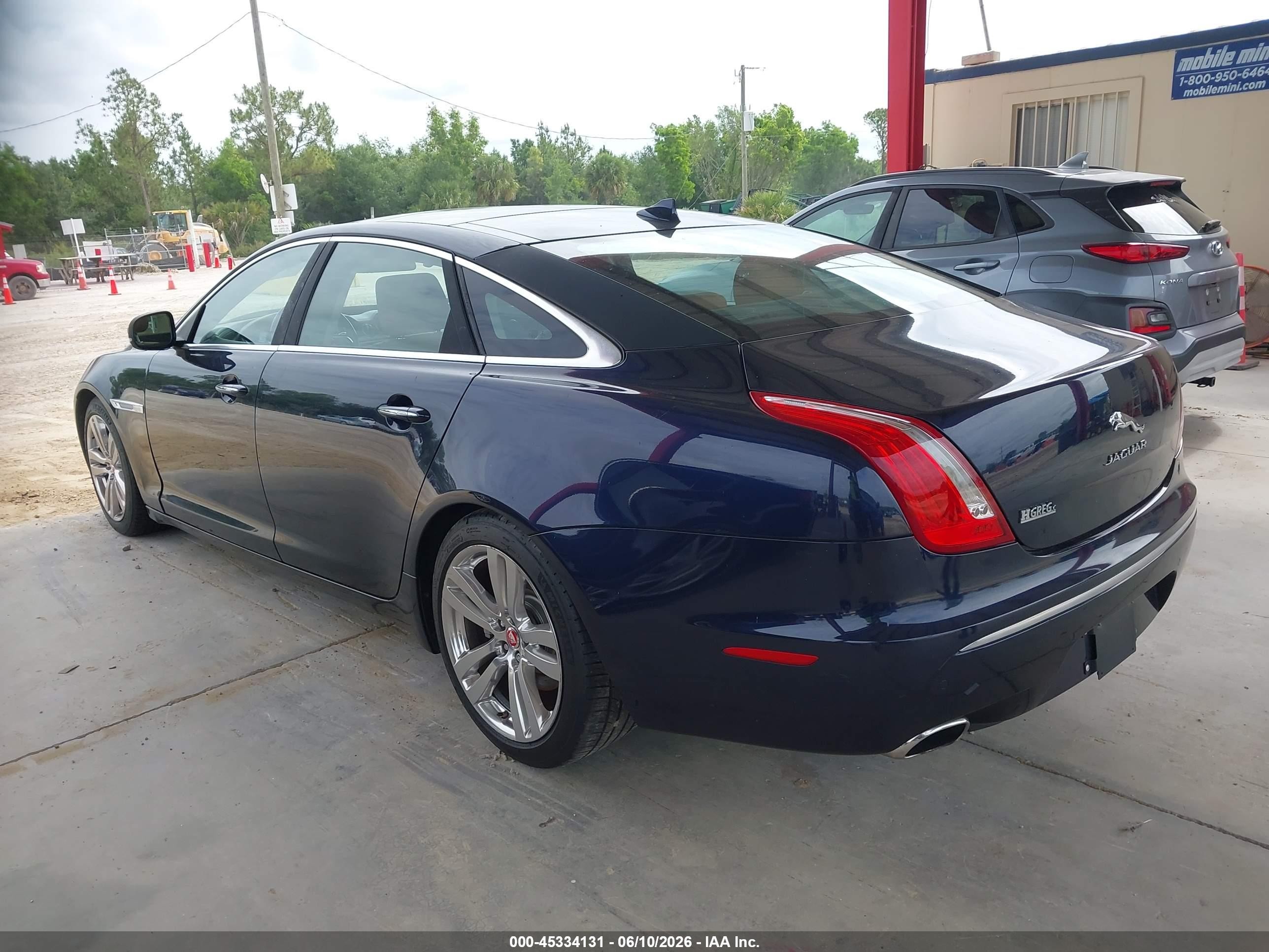 2015 Jaguar Xj Xjl Portfolio Blue vin: SAJWA2GZXF8V81154