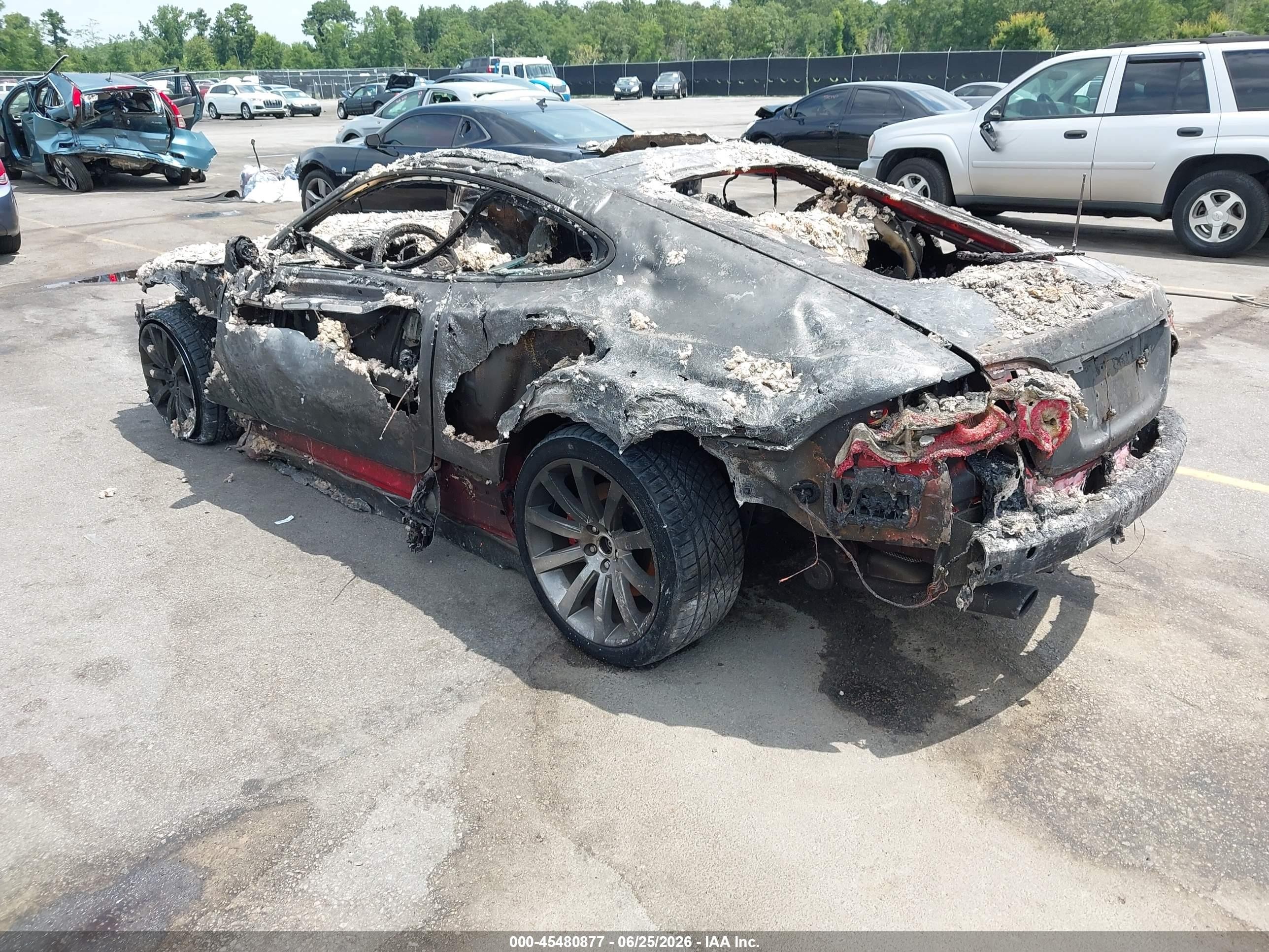 2007 Jaguar Xk   Red vin: SAJWA43B075B07725