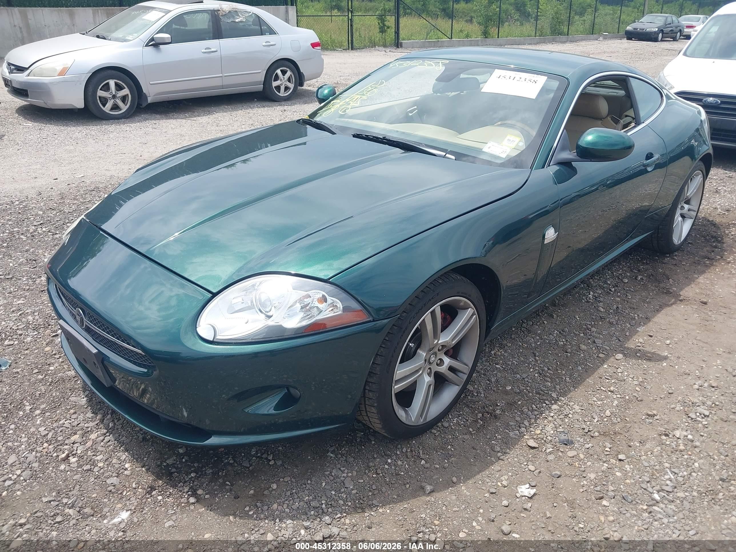 2007 Jaguar Xk   Green vin: SAJWA43B075B11905