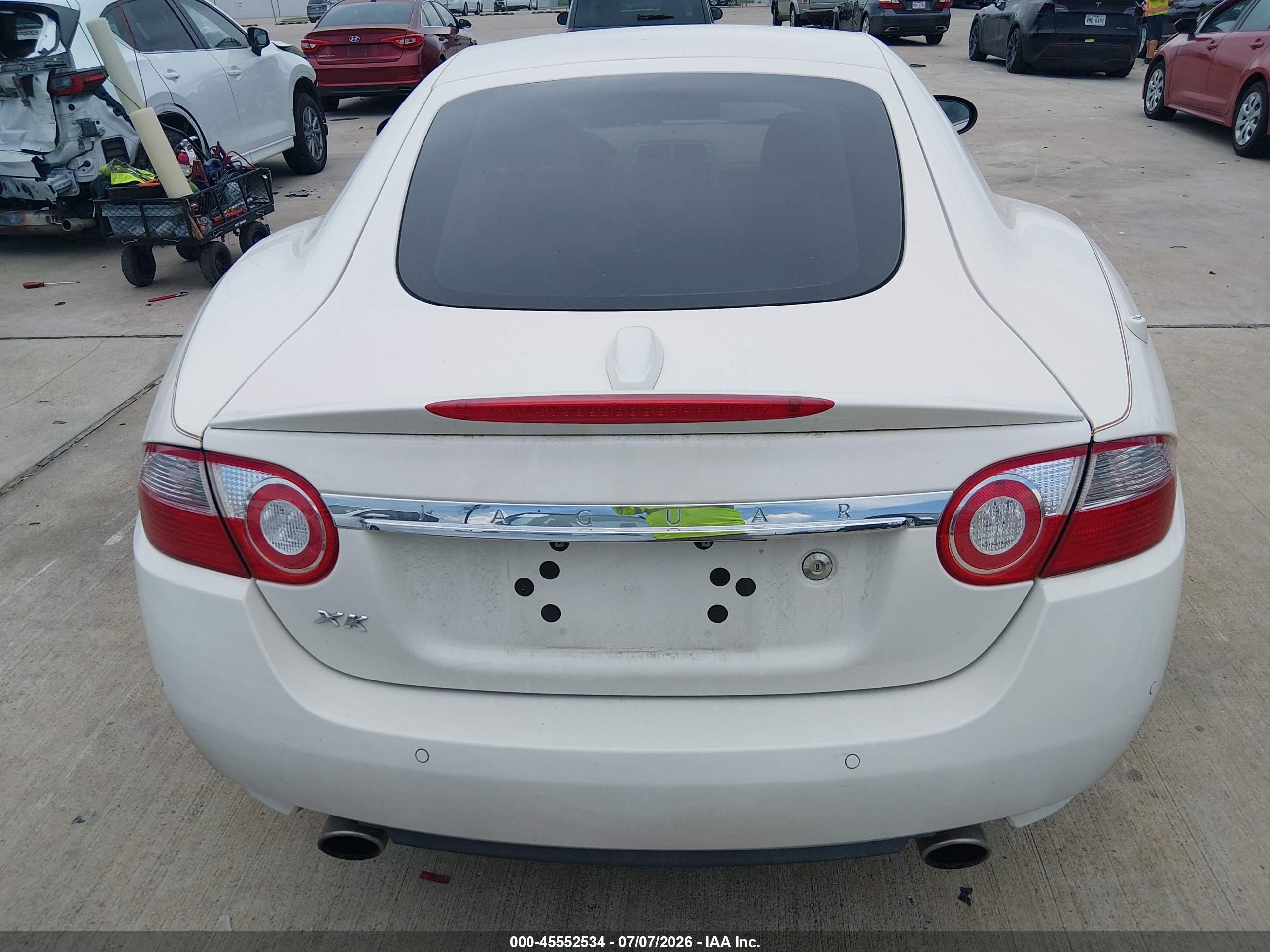 2007 Jaguar Xk   White vin: SAJWA43BX75B11765