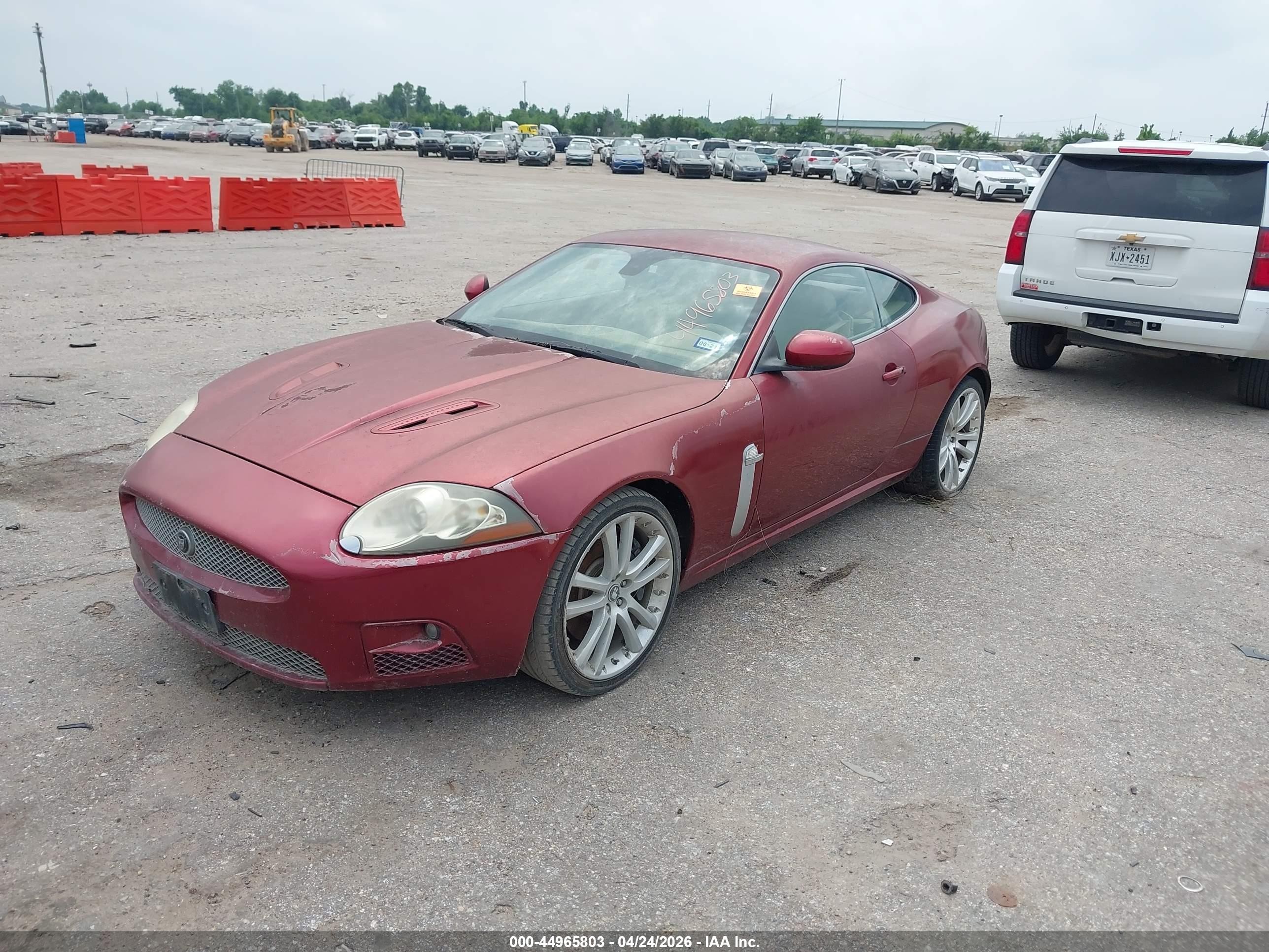 2007 Jaguar Xkr   Red vin: SAJWA43C179B17939