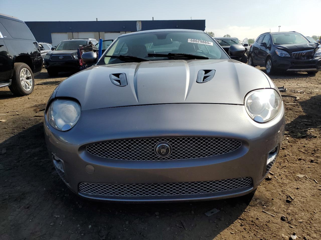 2007 Jaguar Xkr Silver vin: SAJWA43C179B18749