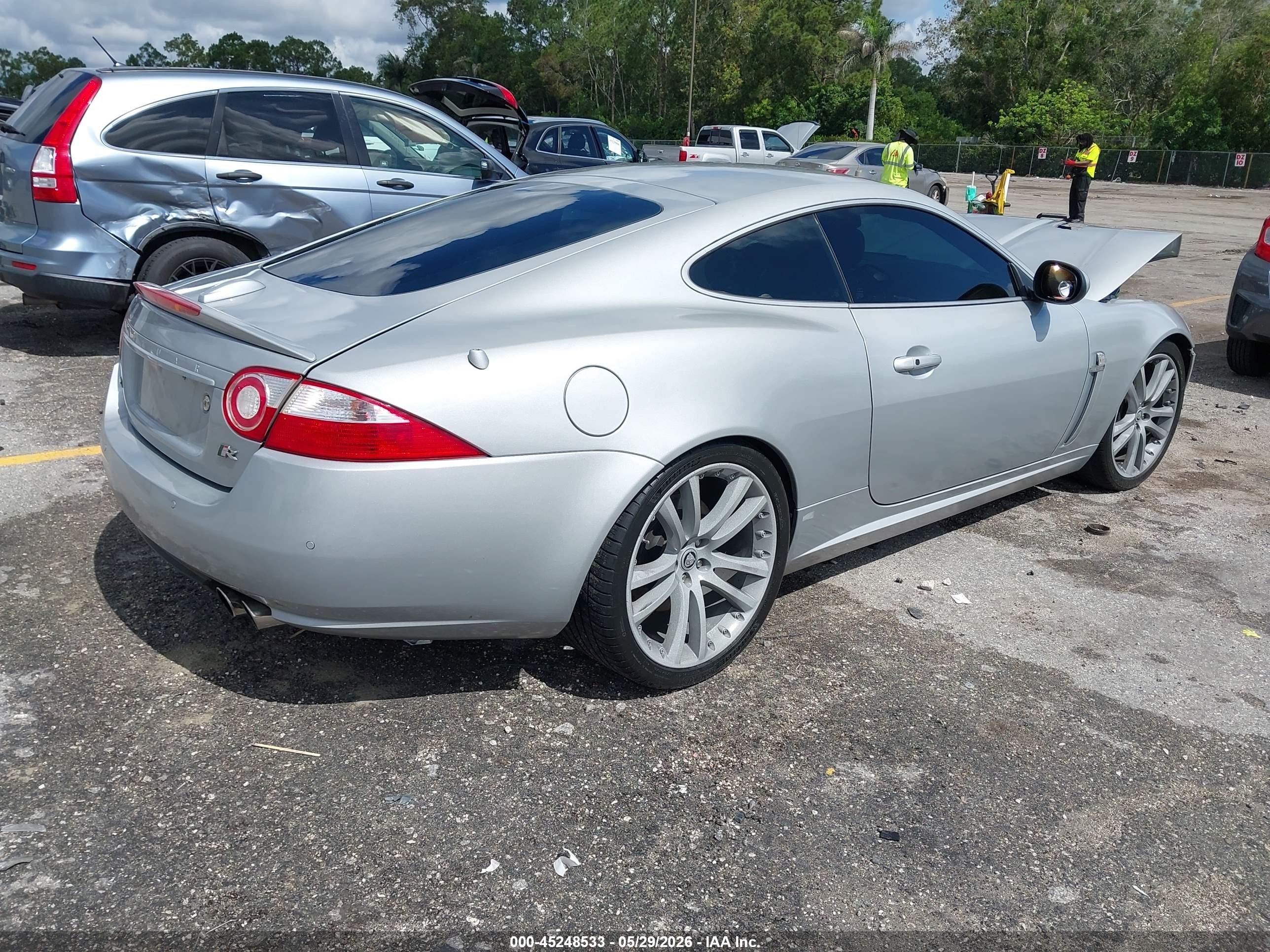 2007 Jaguar Xkr   Silver vin: SAJWA43C679B17452