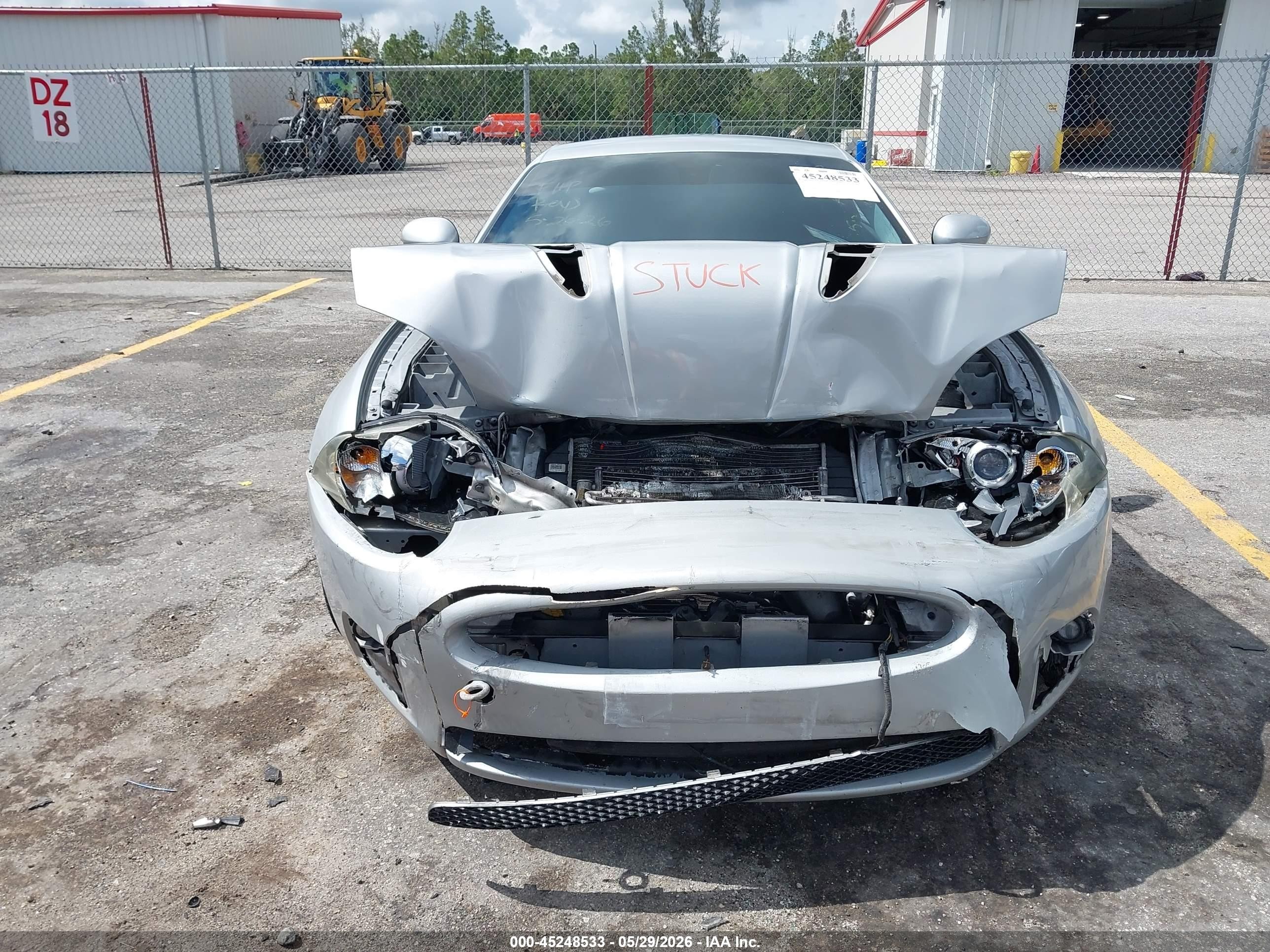 2007 Jaguar Xkr   Silver vin: SAJWA43C679B17452