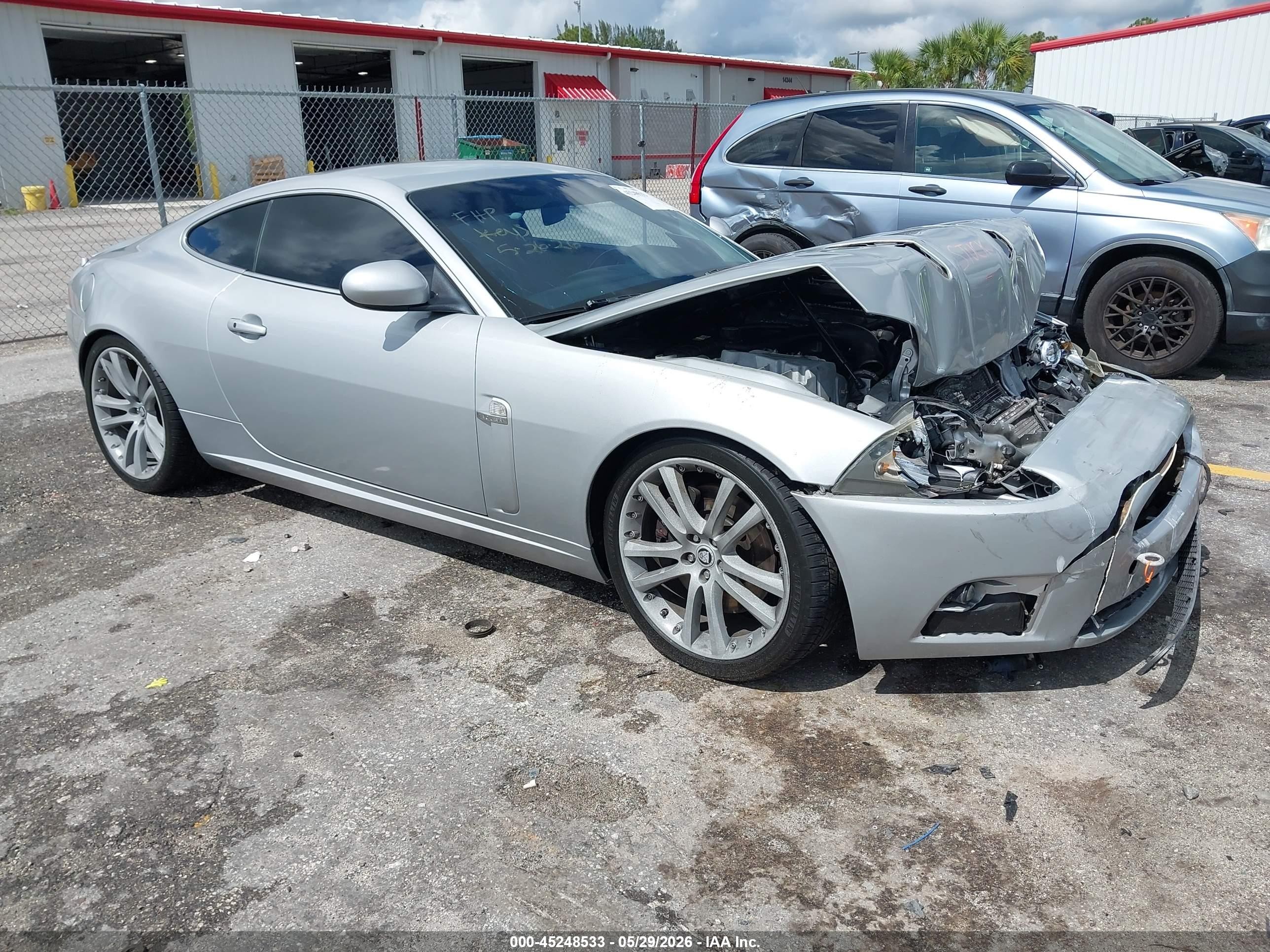 2007 Jaguar Xkr   Silver vin: SAJWA43C679B17452