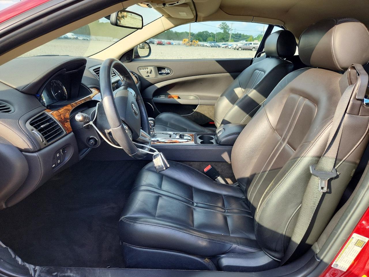 2009 Jaguar Xk Красный vin: SAJWA44B195B28861