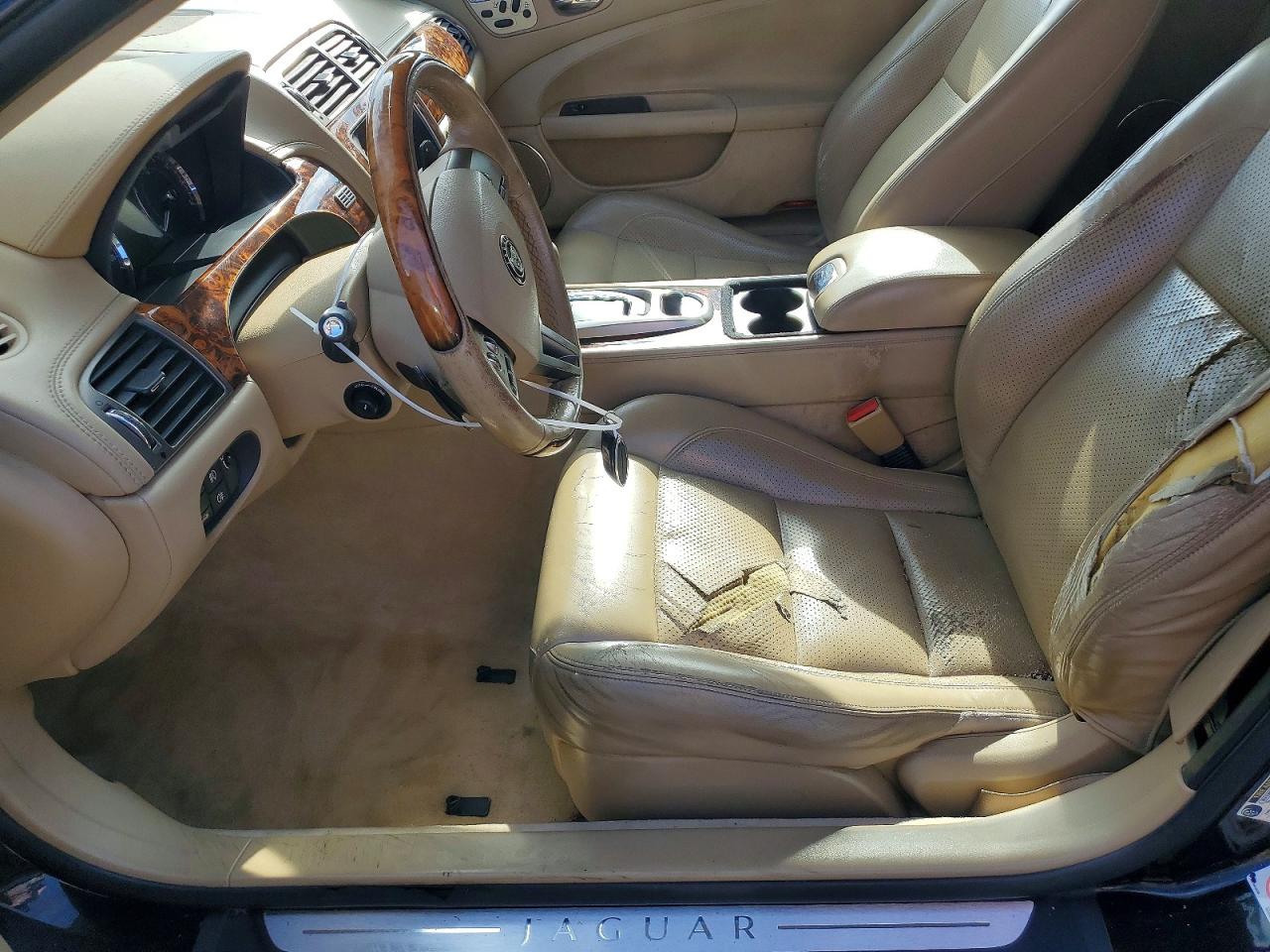 2007 Jaguar Xk Black vin: SAJWA44B875B10371