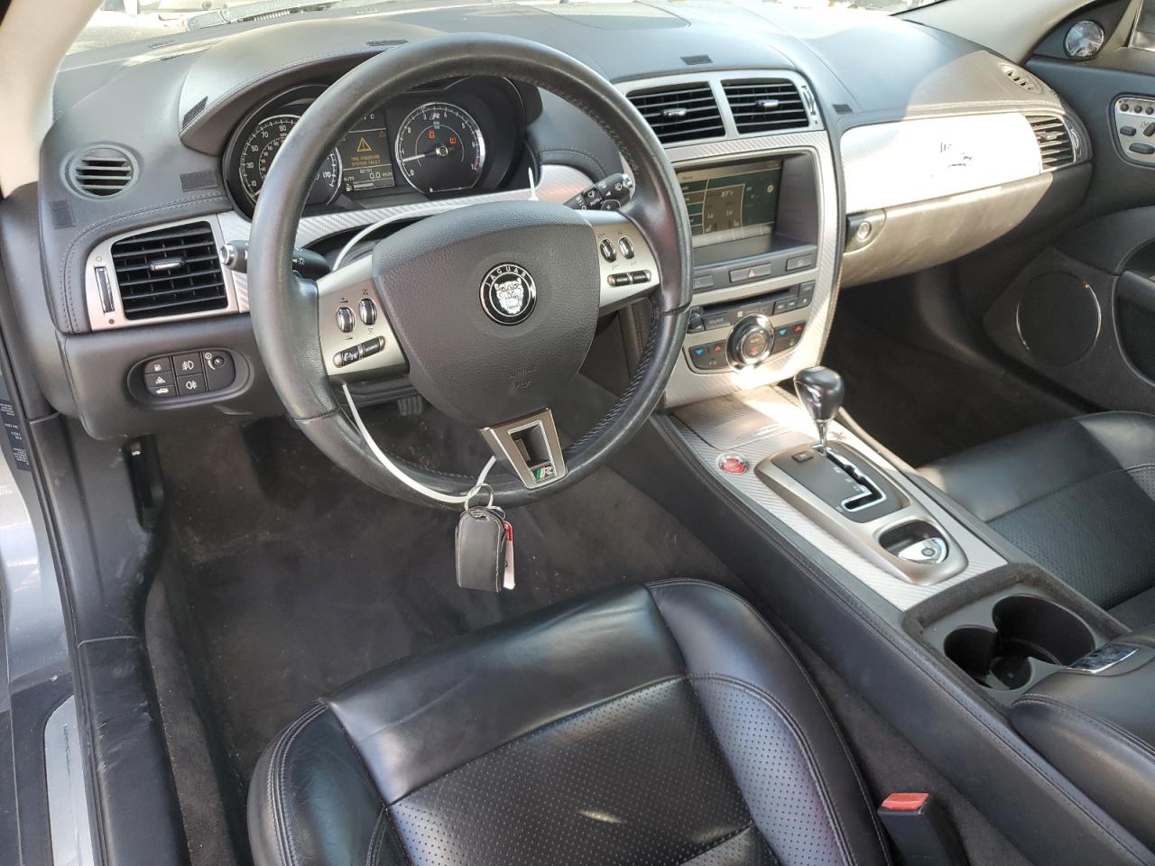 2007 Jaguar Xkr Silver vin: SAJWA44C879B06709