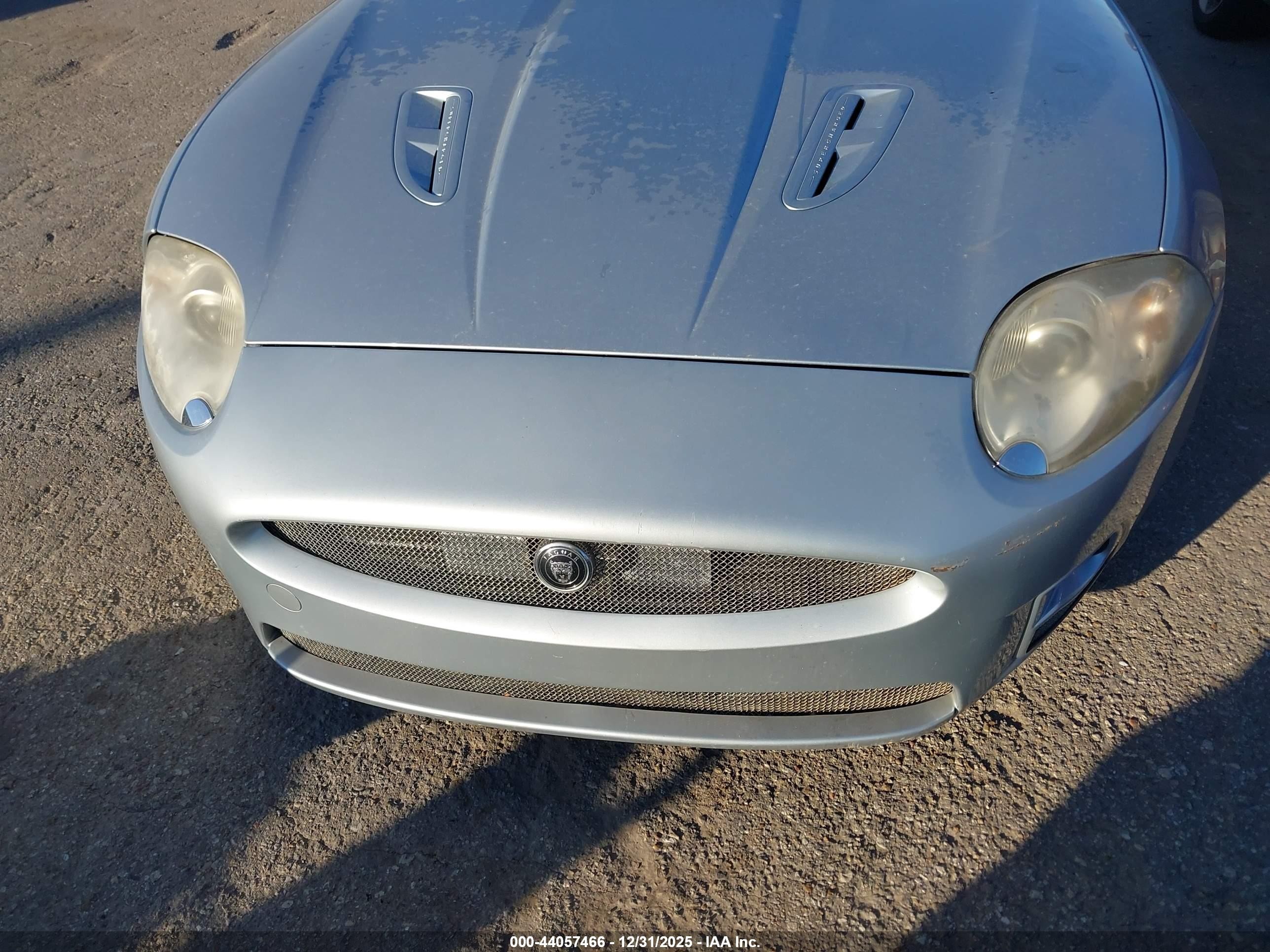2007 Jaguar Xkr   Silver vin: SAJWA44CX79B14164