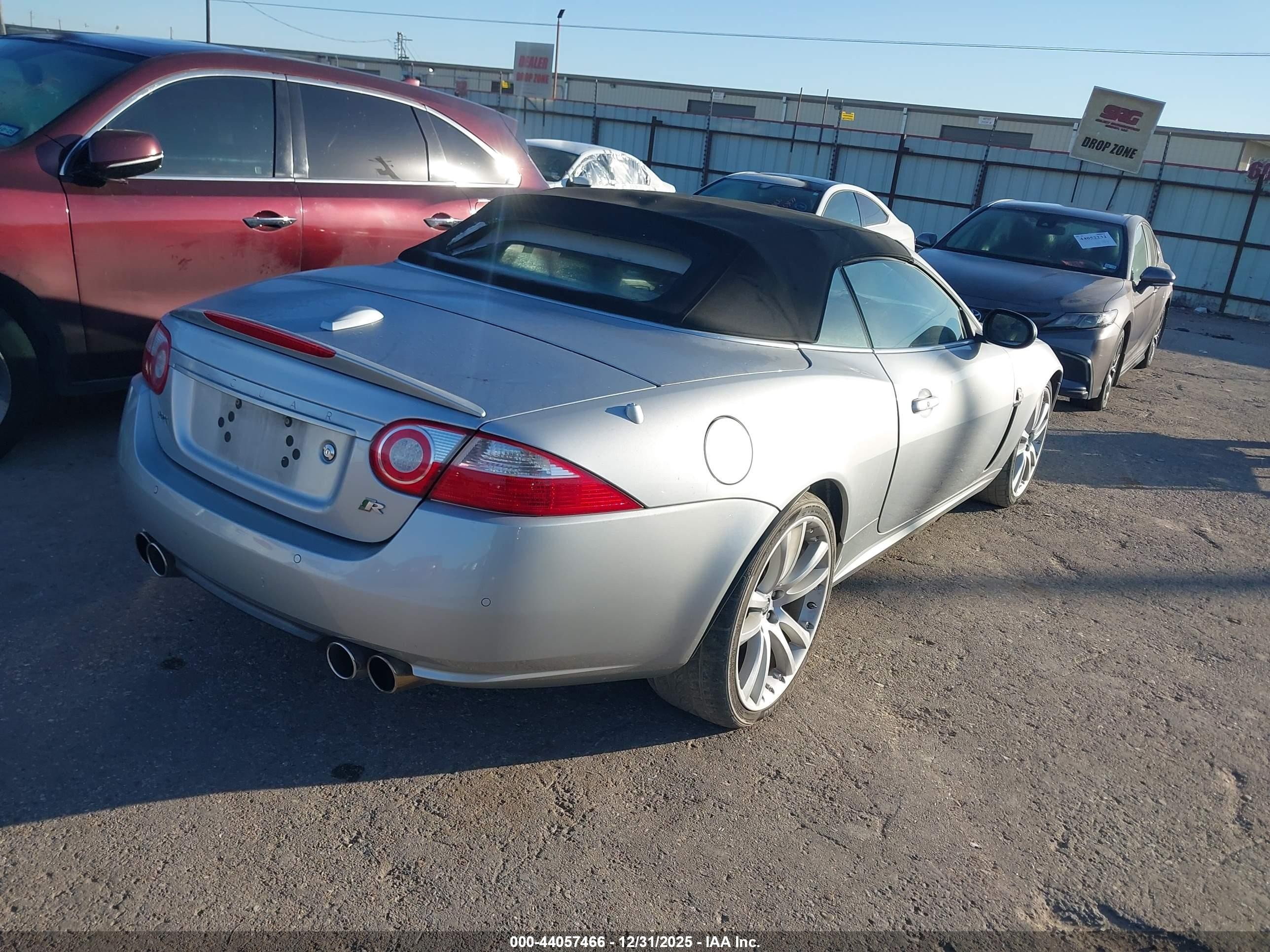 2007 Jaguar Xkr   Silver vin: SAJWA44CX79B14164