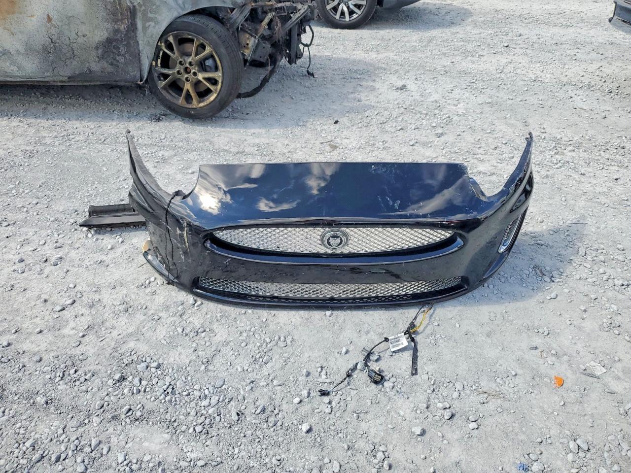 2010 Jaguar Xkr Черный vin: SAJWA4DC0AMB34220